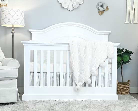 Great Lakes Curved Crib w/ Solid Back