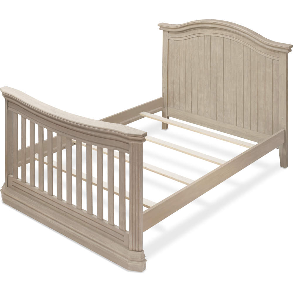 Ellie Curved Convertible Crib