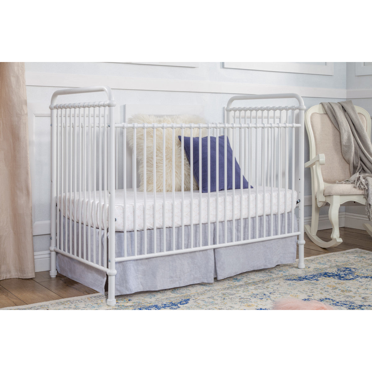 Manhattan Stationary Crib