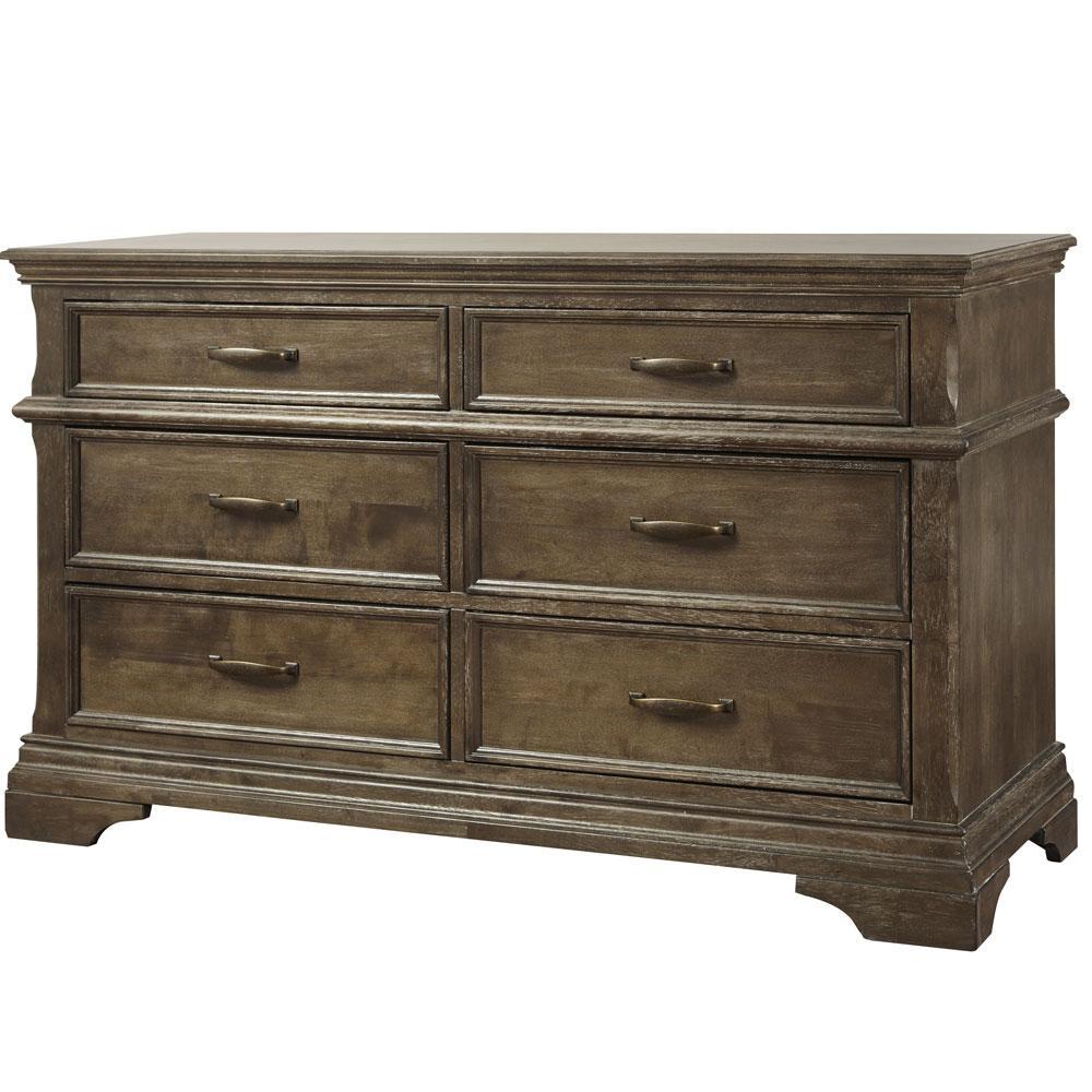Kelly Dresser