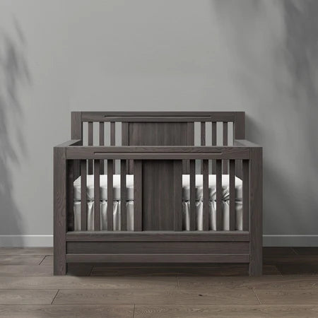 Romina Ventianni Convertible Crib (Full)