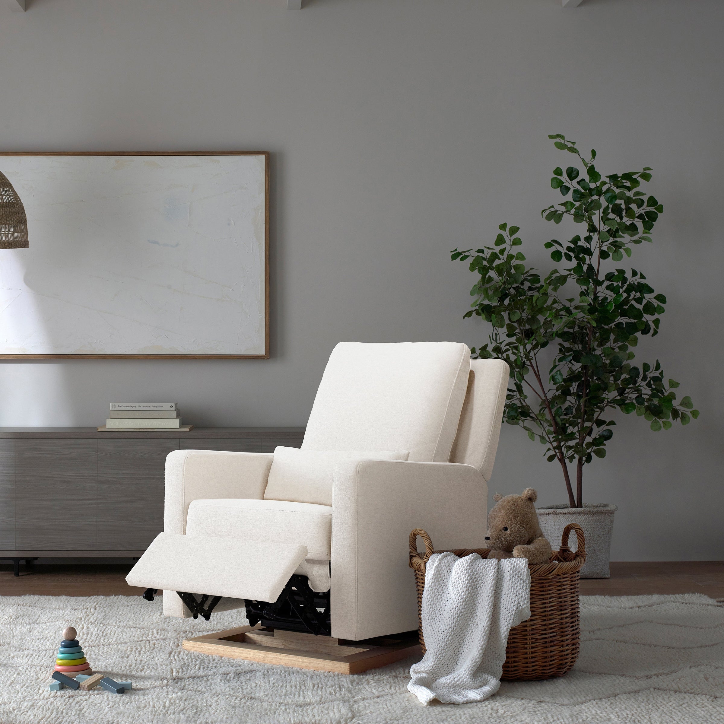 Sigi Recliner & Glider