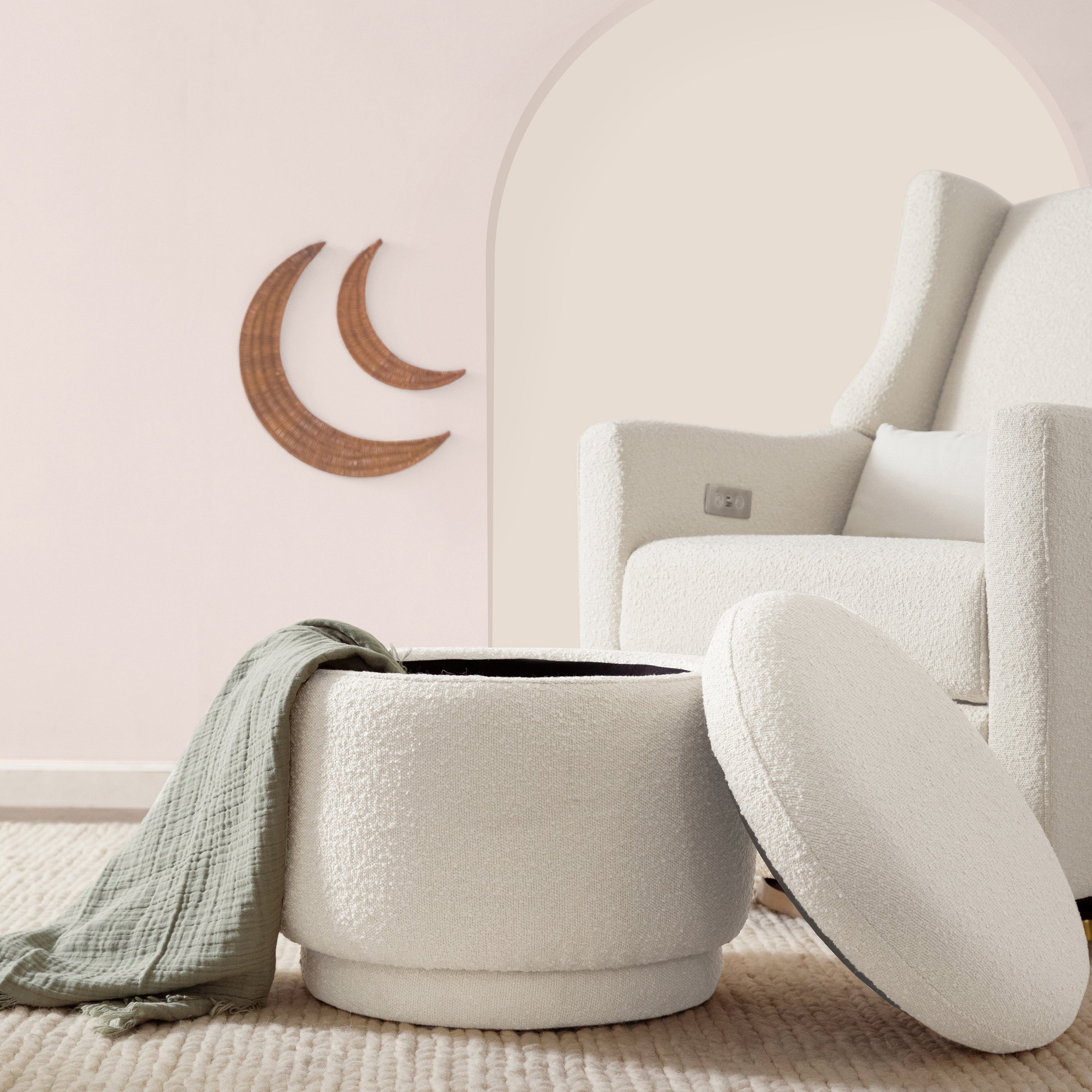 M22985WB,Enoki Storage Ottoman in Ivory Boucle