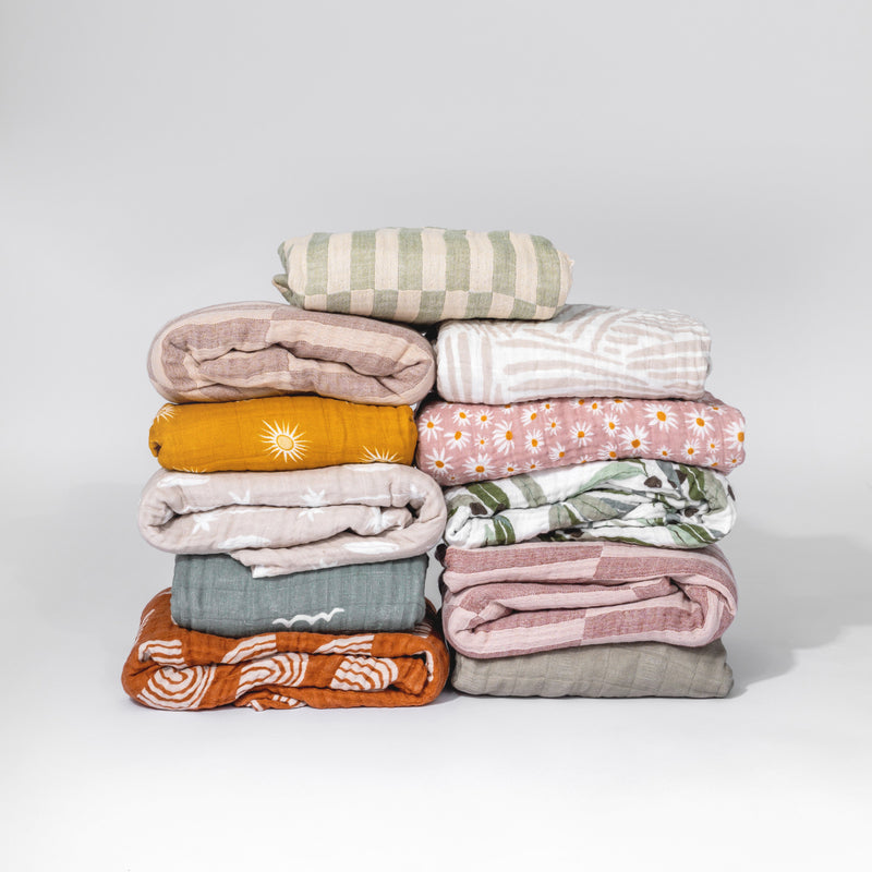 T30535,Moss Stripe Muslin Crib Sheet in GOTS Certified Organic Cotton