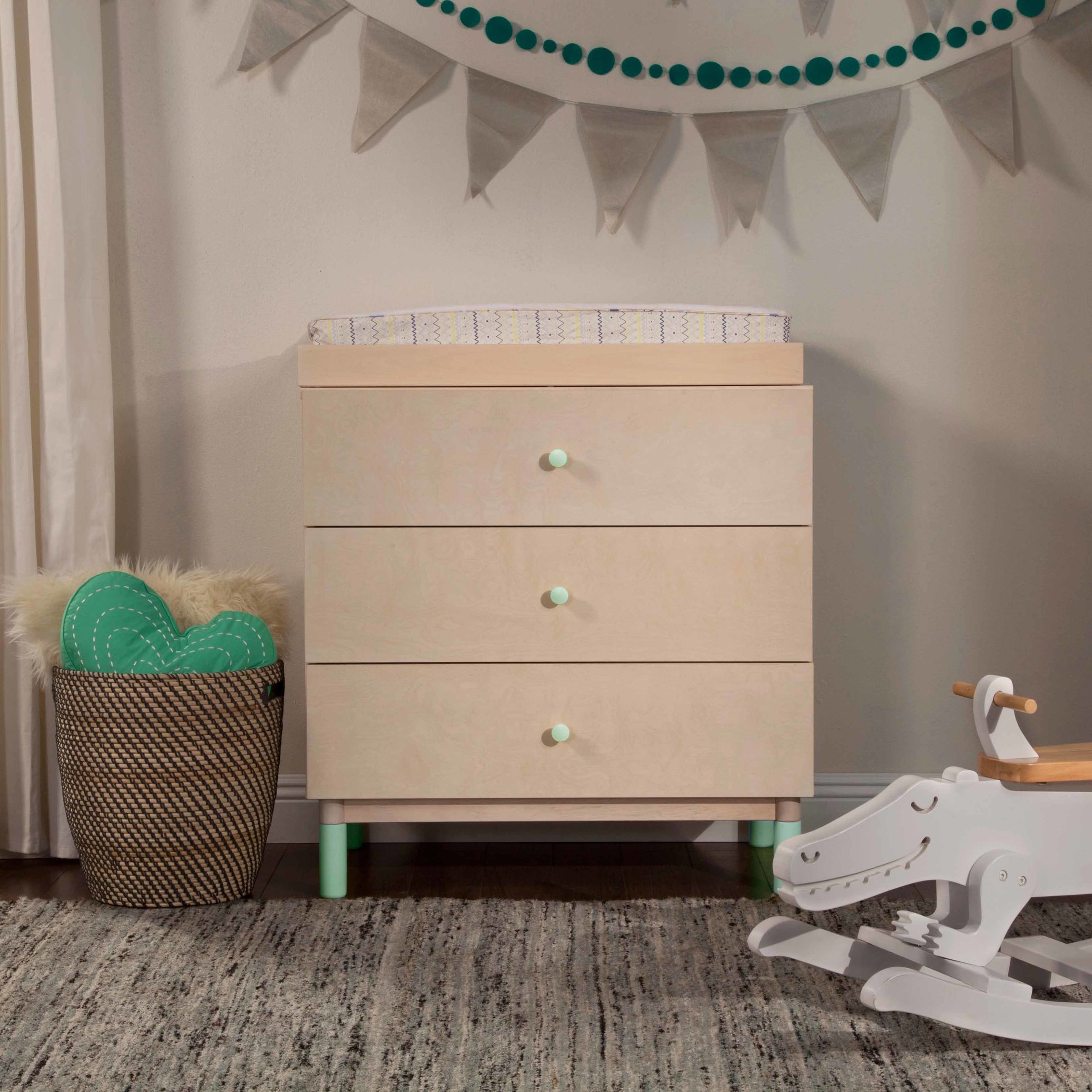 M12970MT,Gelato Feet Set in Cool Mint Finish