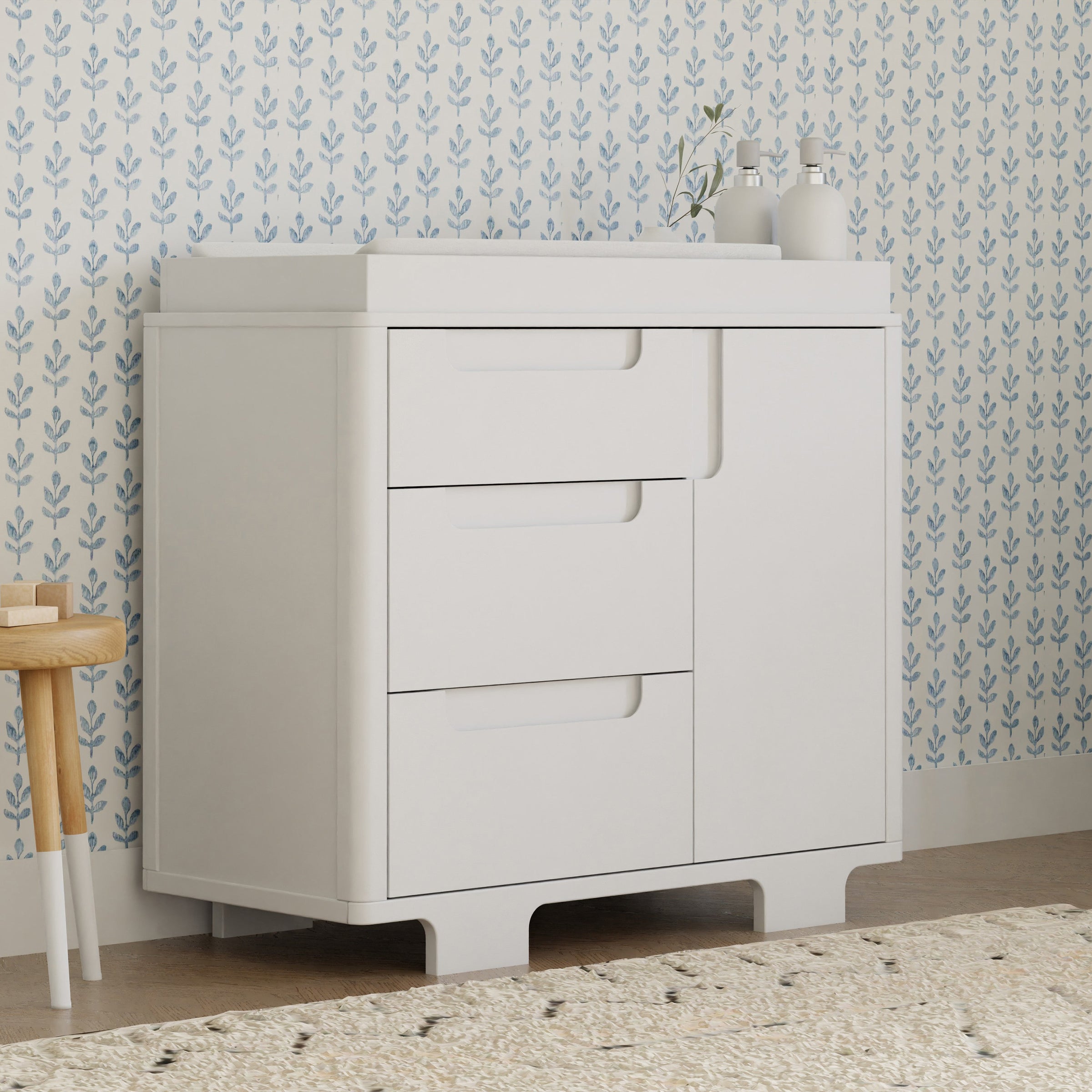M23423W,Yuzu 3-Drawer Changer Dresser in White