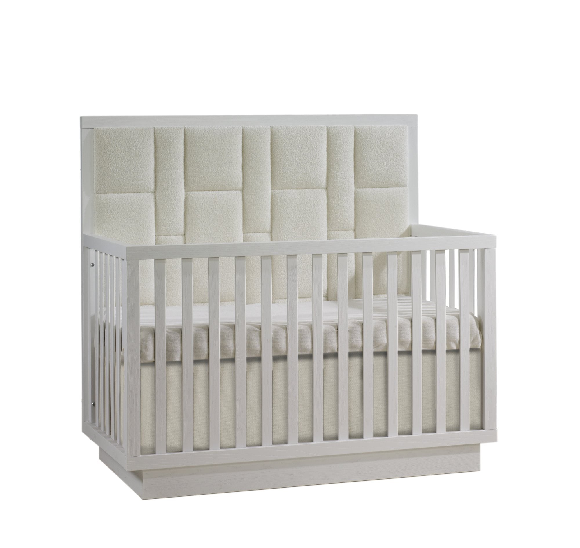 Como Convertible Crib w/ Upholstery