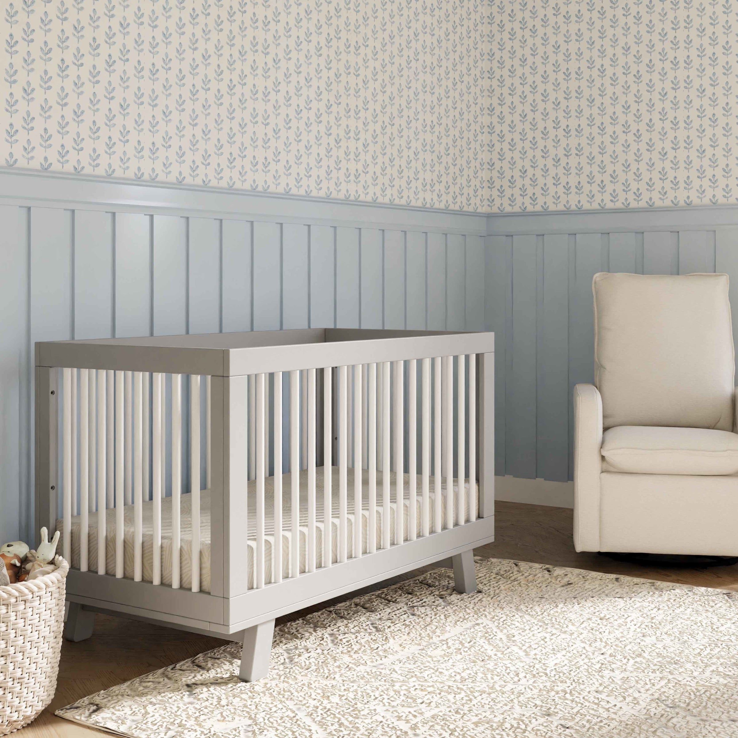 M4201GW,Hudson 3-in-1 Convertible Crib w/Toddler Bed Conversion Kit in Grey/White