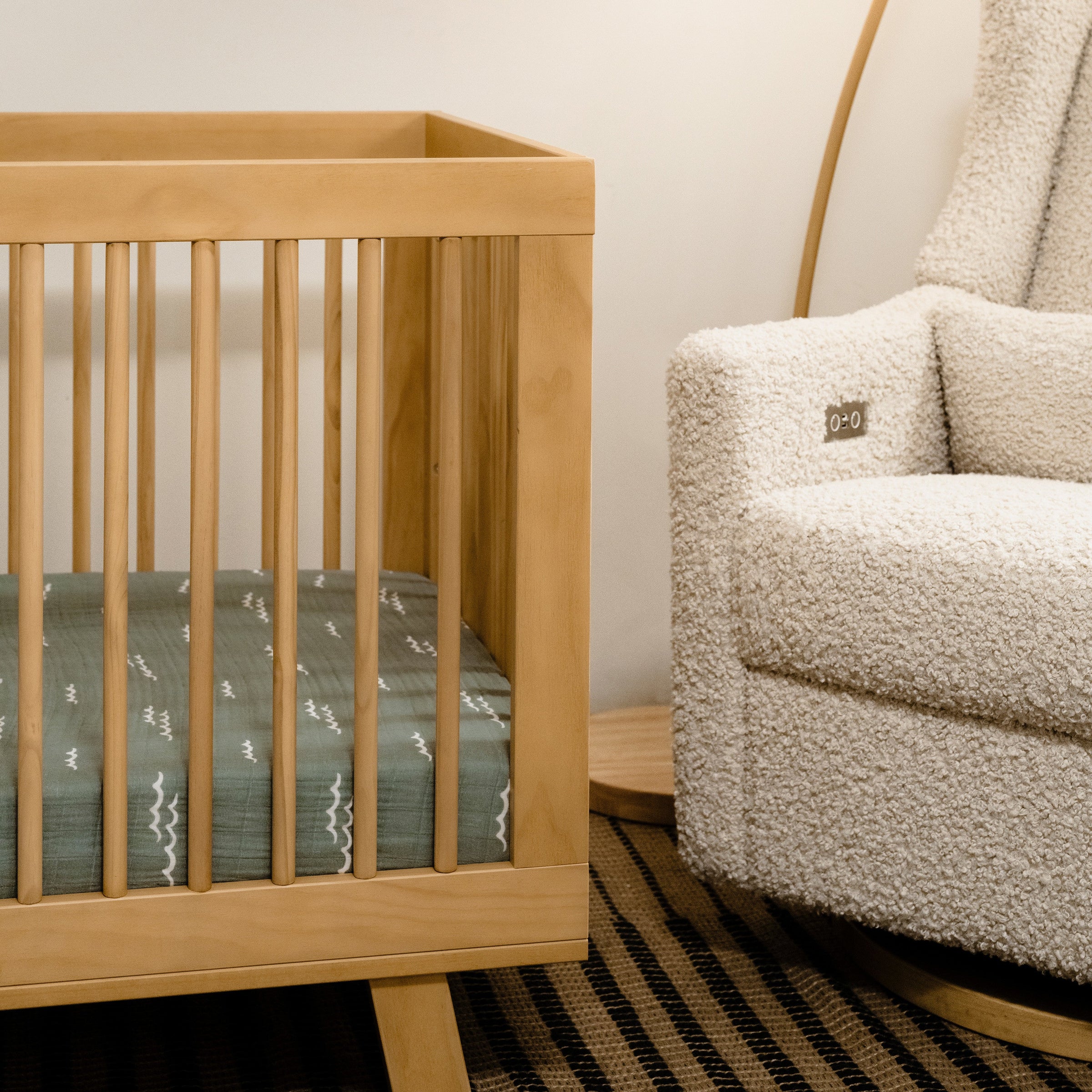 M4201HY,Hudson 3-in-1 Convertible Crib w/Toddler Bed Conversion Kit in Honey Finish