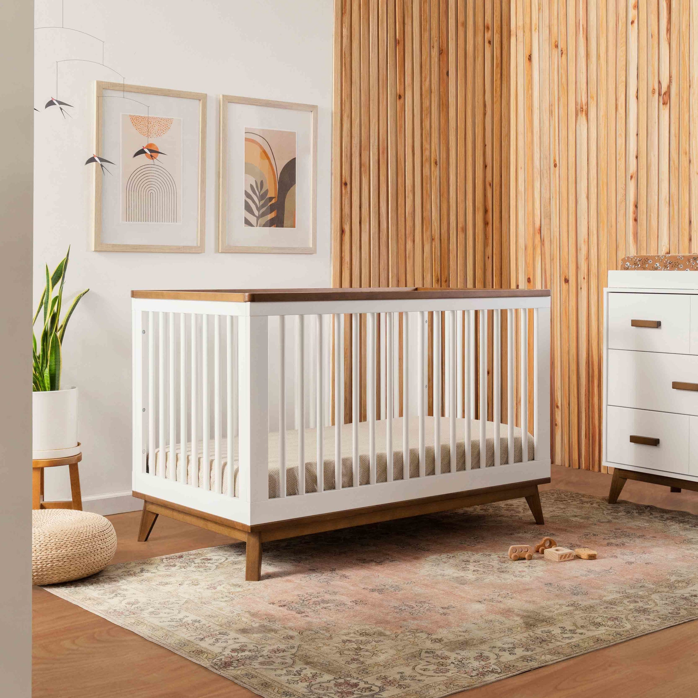 M5801WNL,Scoot 3-in-1 Convertible Crib w/ToddlerBed Conversion Kit in White/NaturalWalnut