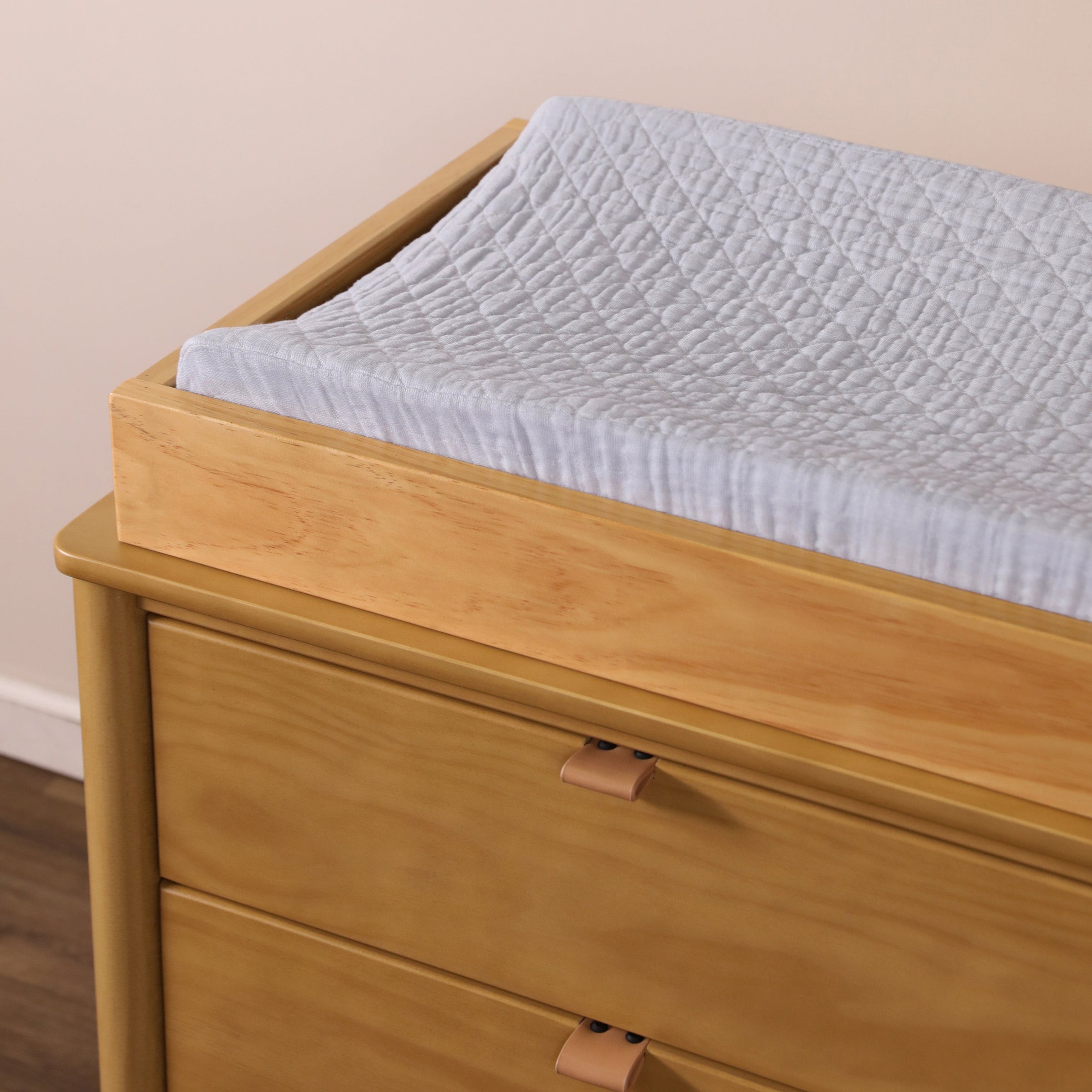 T29637DP,Dewdrop Quilted Muslin Changing Pad Cover in GOTS Certified Organic Cotton