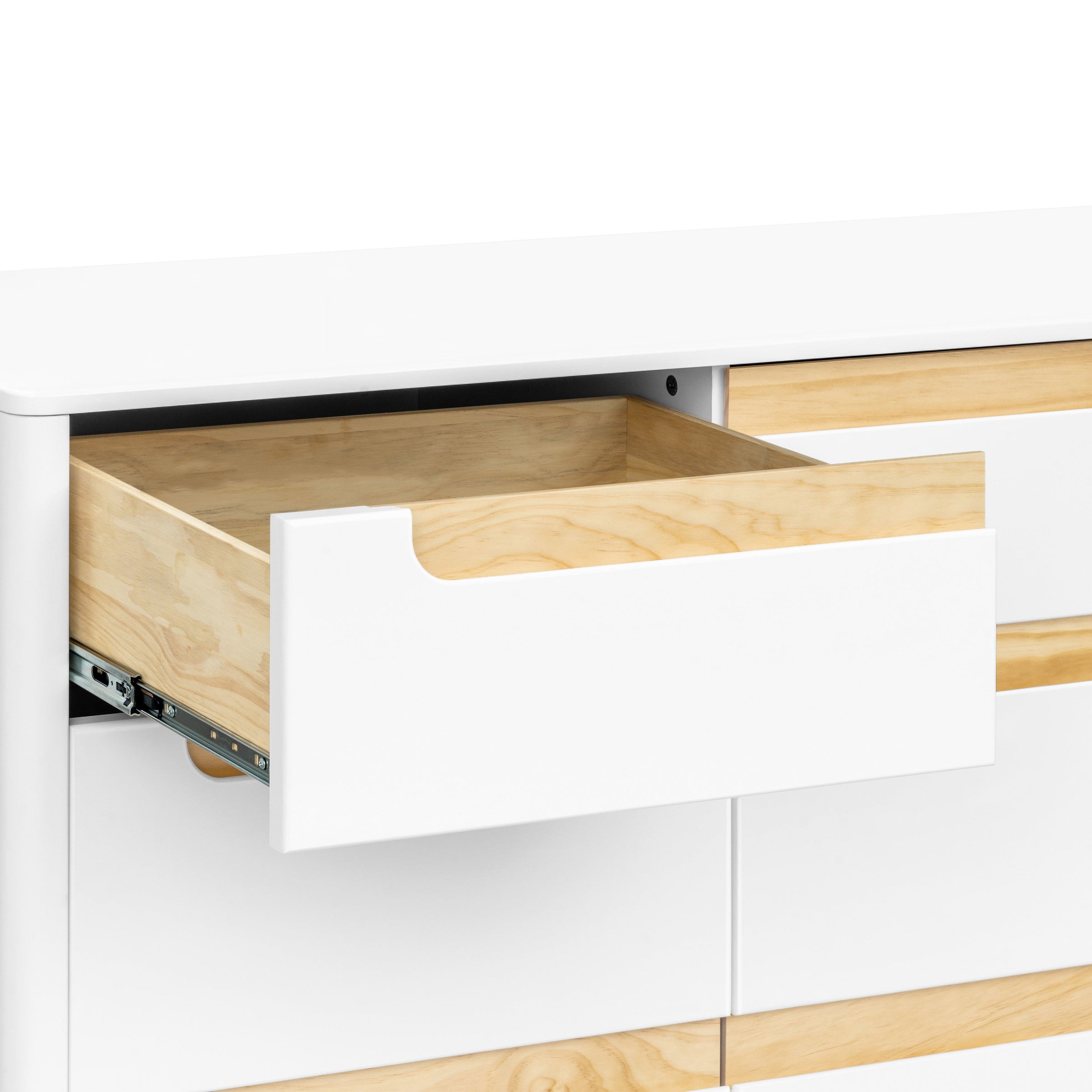 M23428WN,Yuzu 9-Drawer Dresser  Assembled in White/Natural