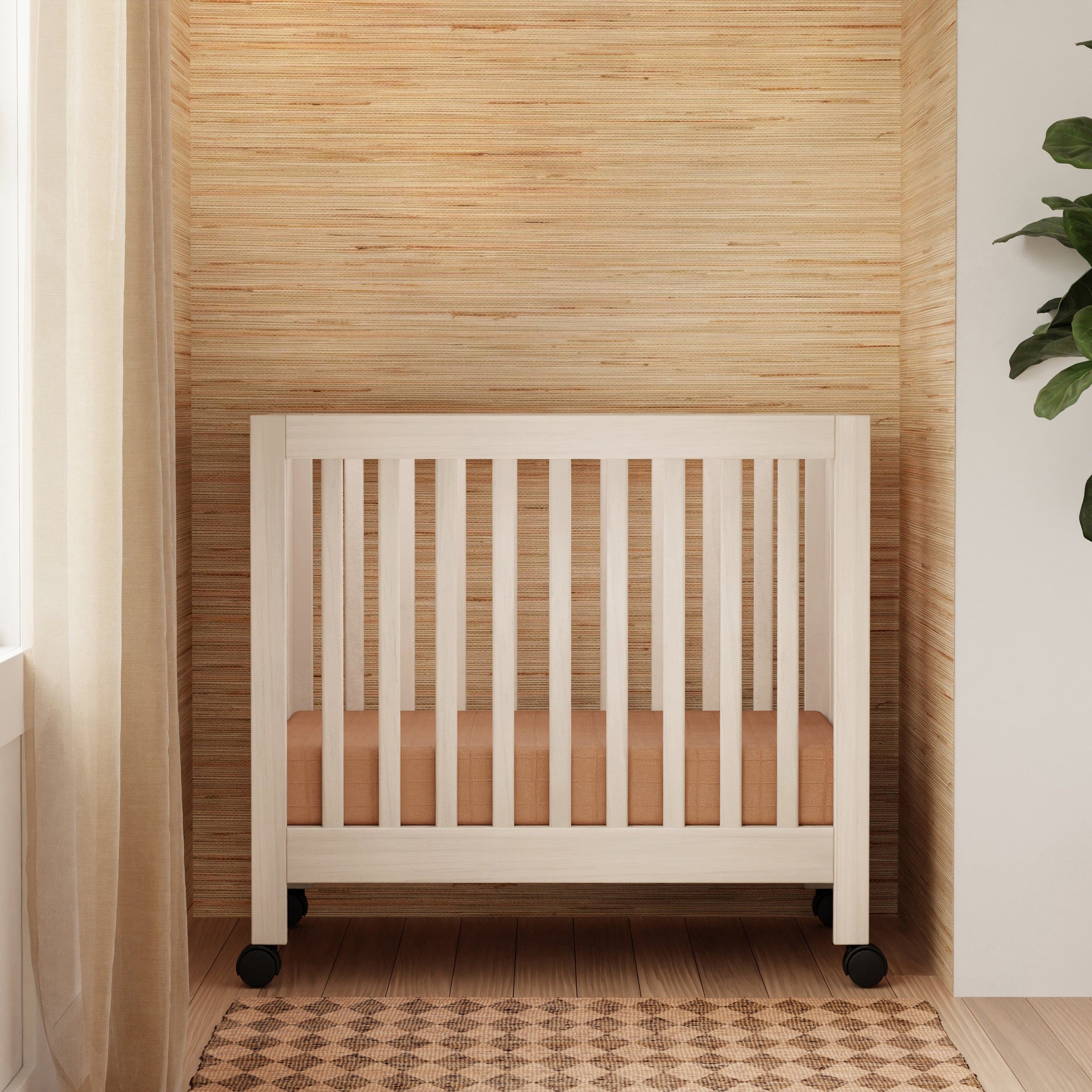 M6698NX,Origami Mini Crib in Washed Natural