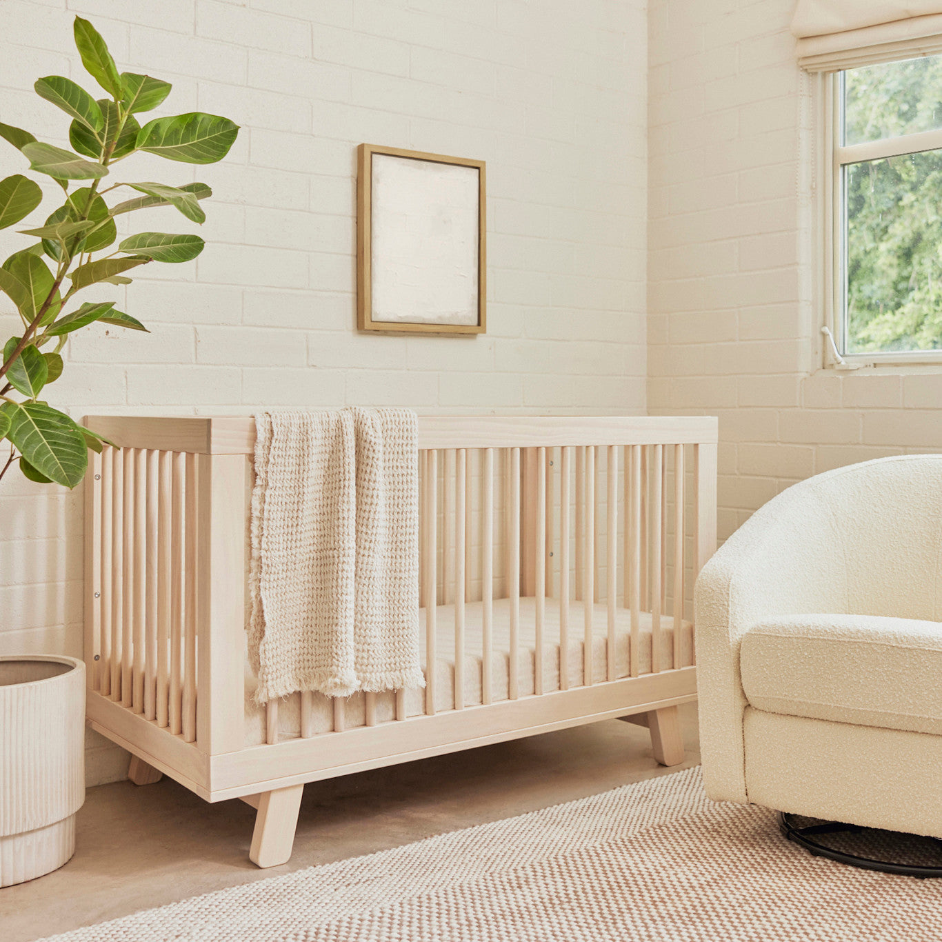 M4201NX,Hudson 3-in-1 Convertible Crib w/Toddler Bed Conversion Kit in Washed Natural