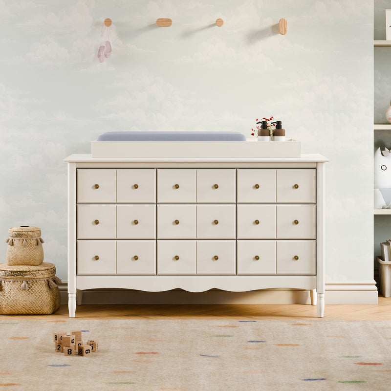 M7128RW,Liberty 9-Drawer Assembled Dresser in Warm White