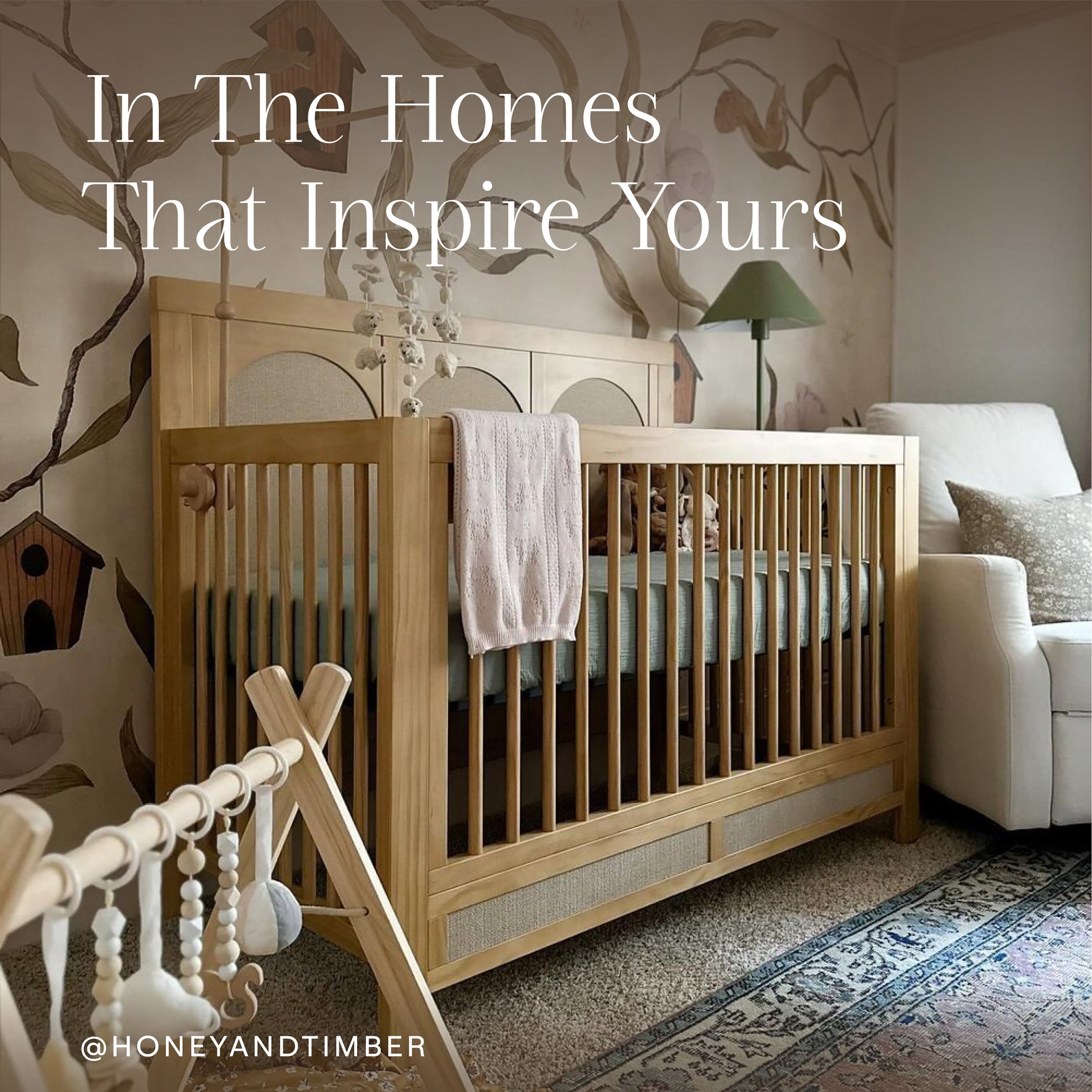 M24801HYPSEW,Eloise 4-in-1 Convertible Crib in Honey & Performance Sand Eco-Weave