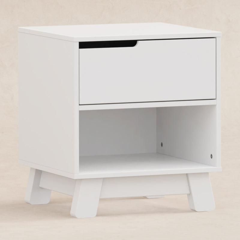 M4260W,Hudson Nightstand with USB Port in White