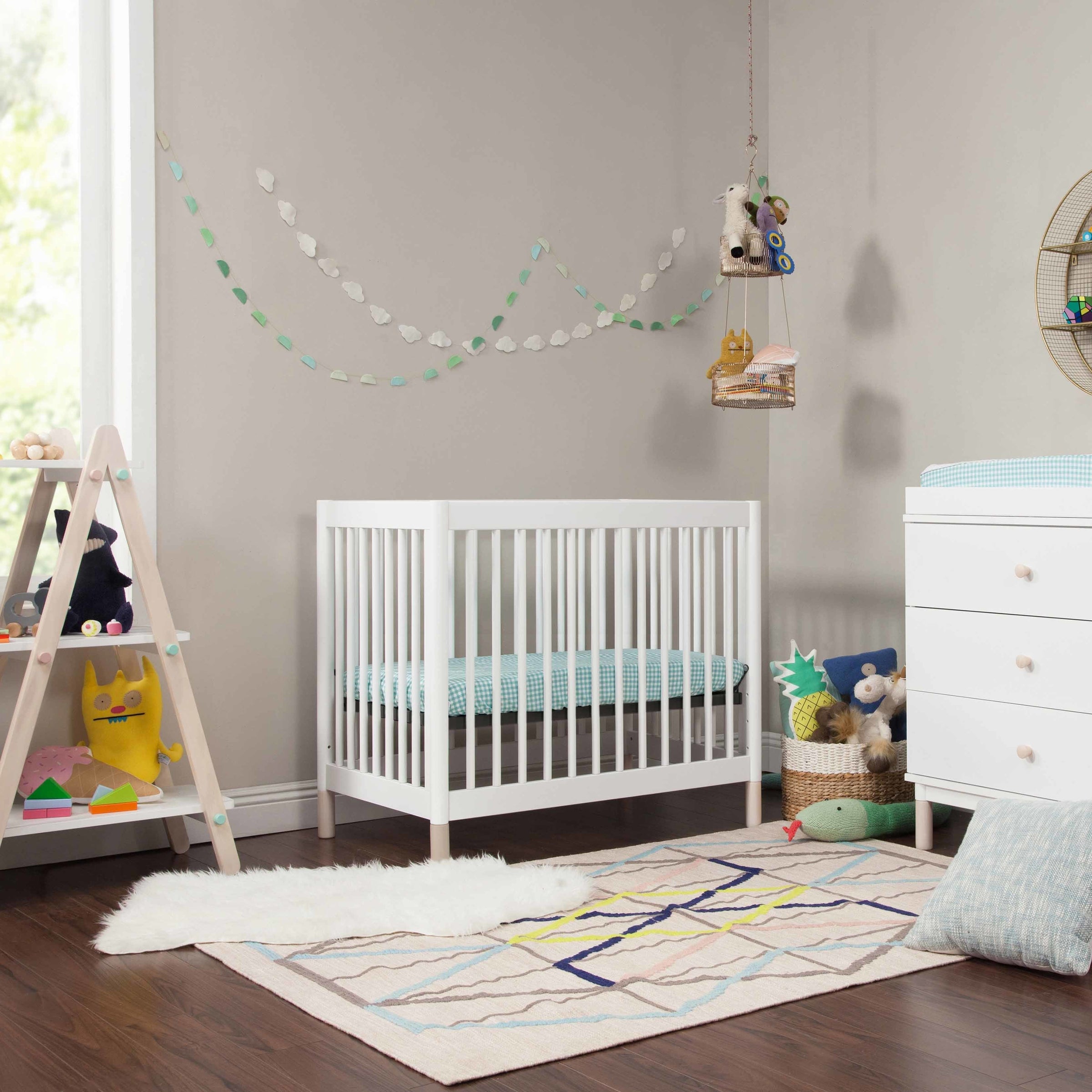 M12998WNX,Gelato 4-in-1 Convertible Mini Crib and Twin bed in White Finish w/Washed Natural Feet