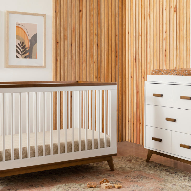 M5801WNL,Scoot 3-in-1 Convertible Crib w/ToddlerBed Conversion Kit in White/NaturalWalnut