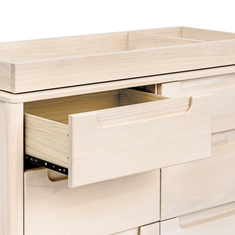 M23426NX,Yuzu 6-Drawer Dresser in Washed Natural