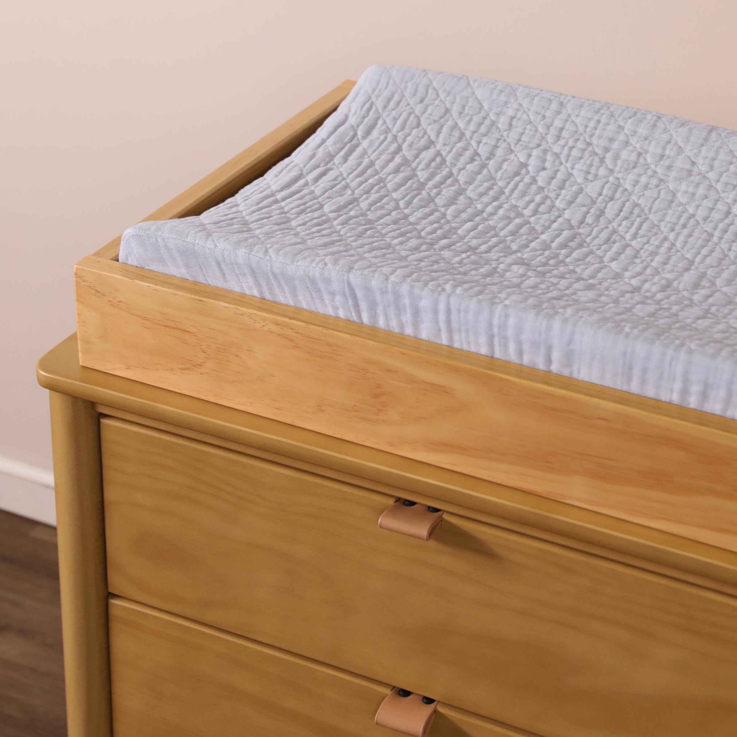 T29637DP,Dewdrop Quilted Muslin Changing Pad Cover in GOTS Certified Organic Cotton