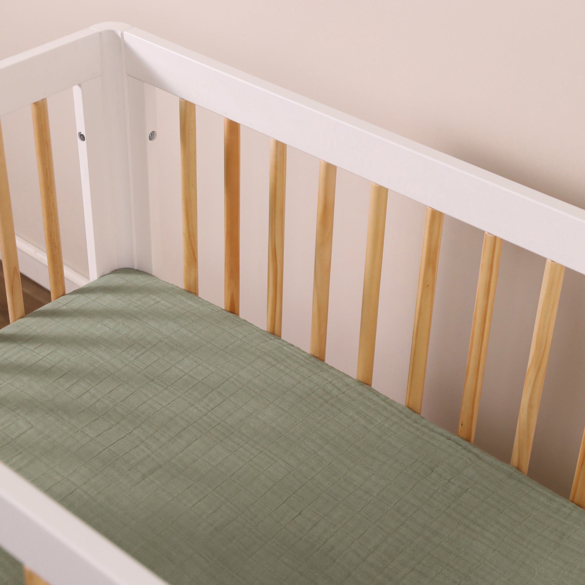 T29736MCA,Matcha Muslin Mini Crib Sheet in GOTS Certified Organic Cotton