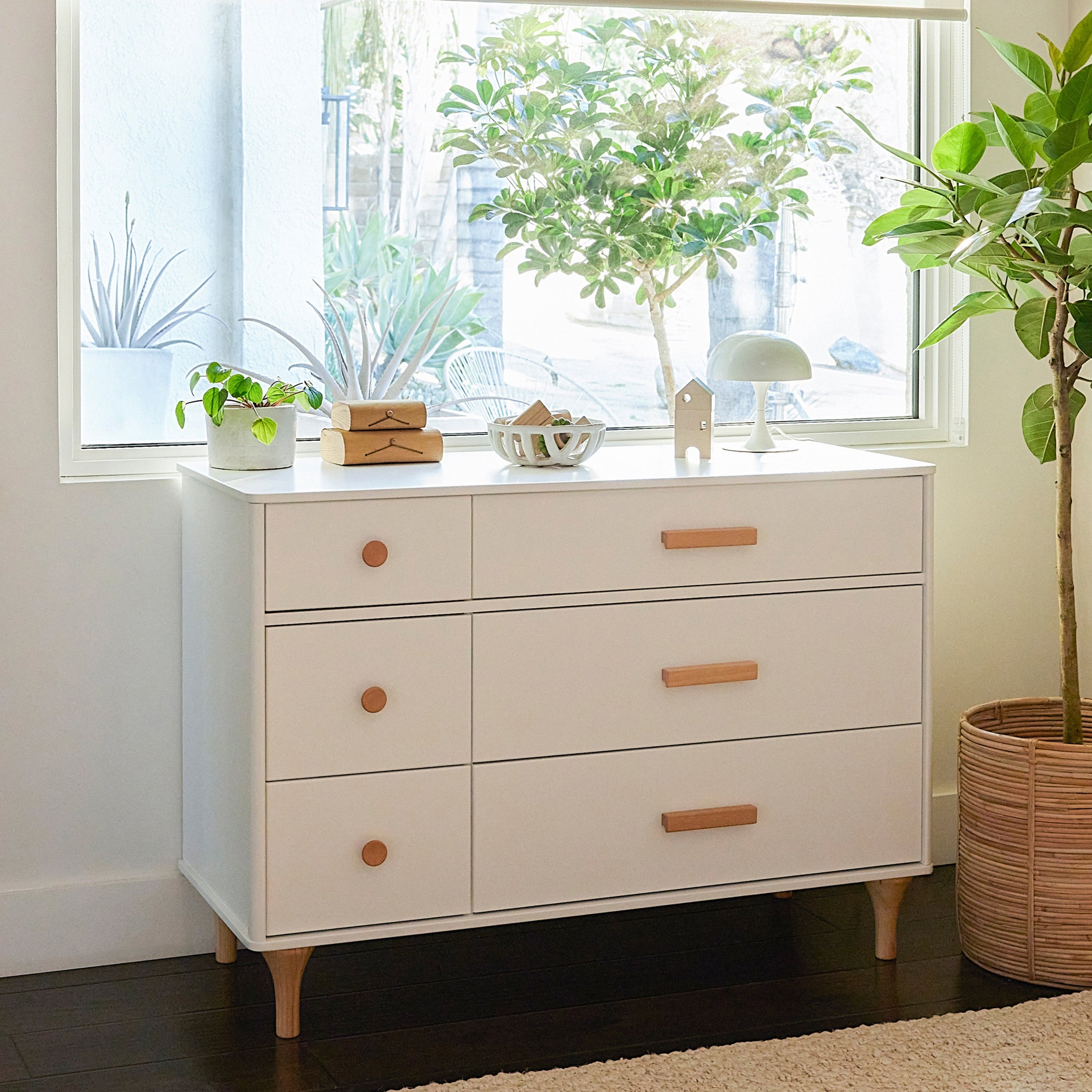 M9016WN,Lolly 6-Drawer Double Dresser  Assembled in White/Natural