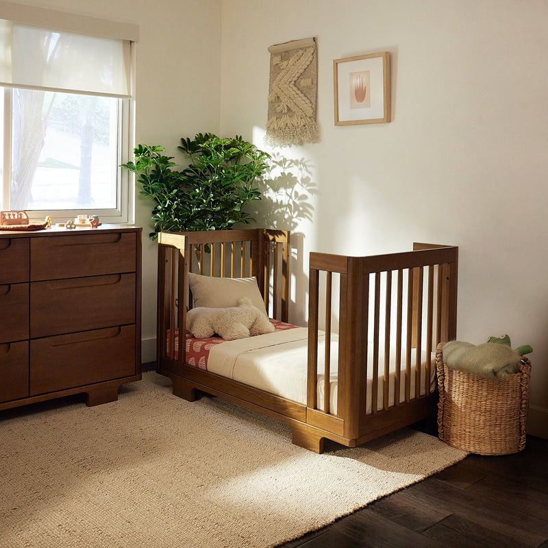 M23401NL,Yuzu 8-in-1 Convertible Crib w/All-Stages Conversion Kits in Natural Walnut