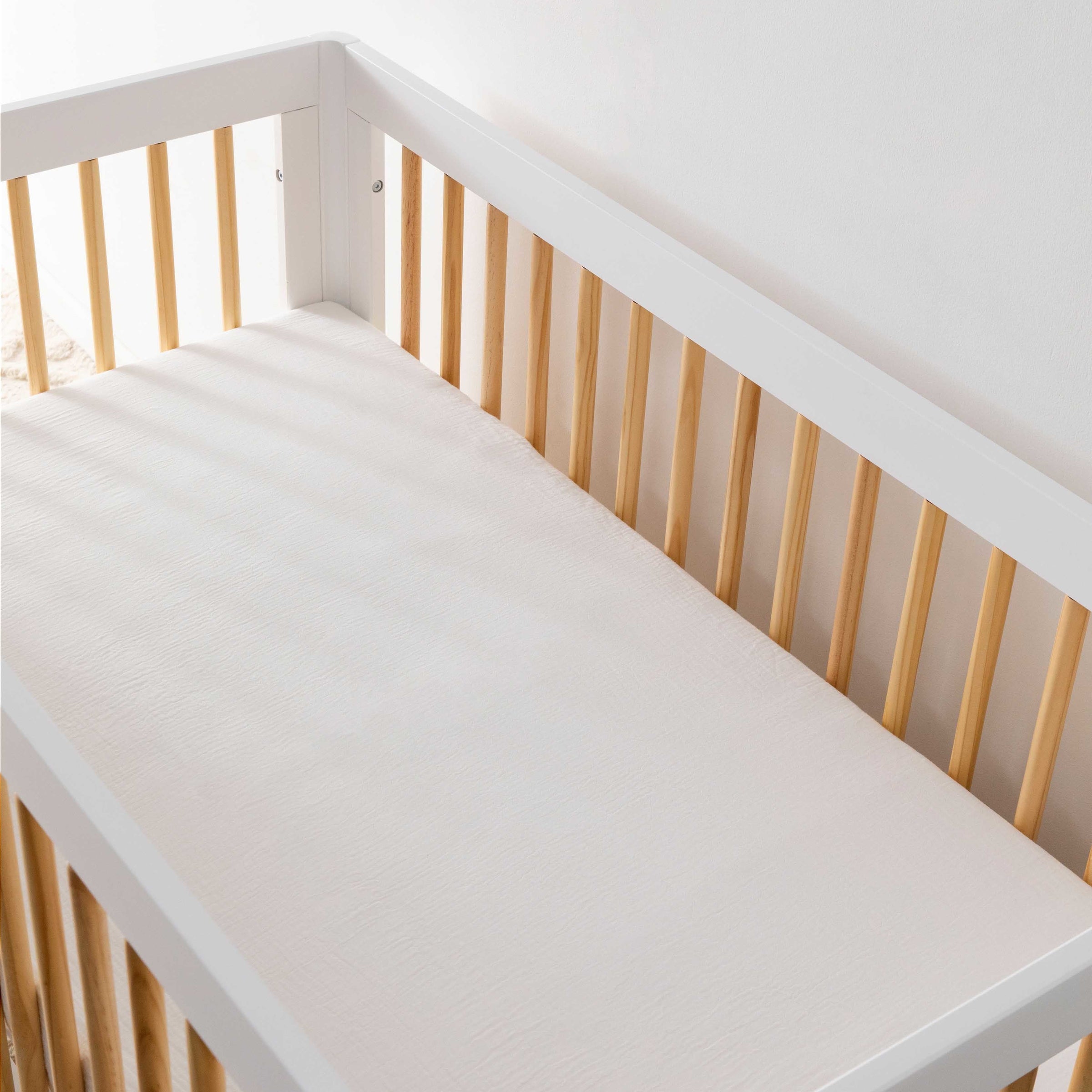 T29435,Plain White Muslin Crib Sheet in GOTS Certified Organic Cotton