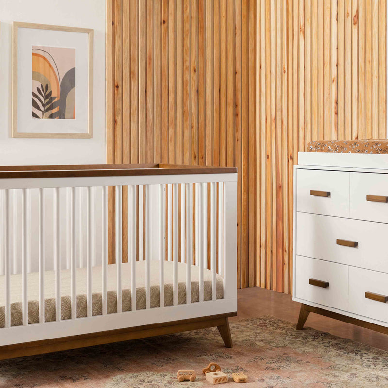 M5801WNL,Scoot 3-in-1 Convertible Crib w/ToddlerBed Conversion Kit in White/NaturalWalnut