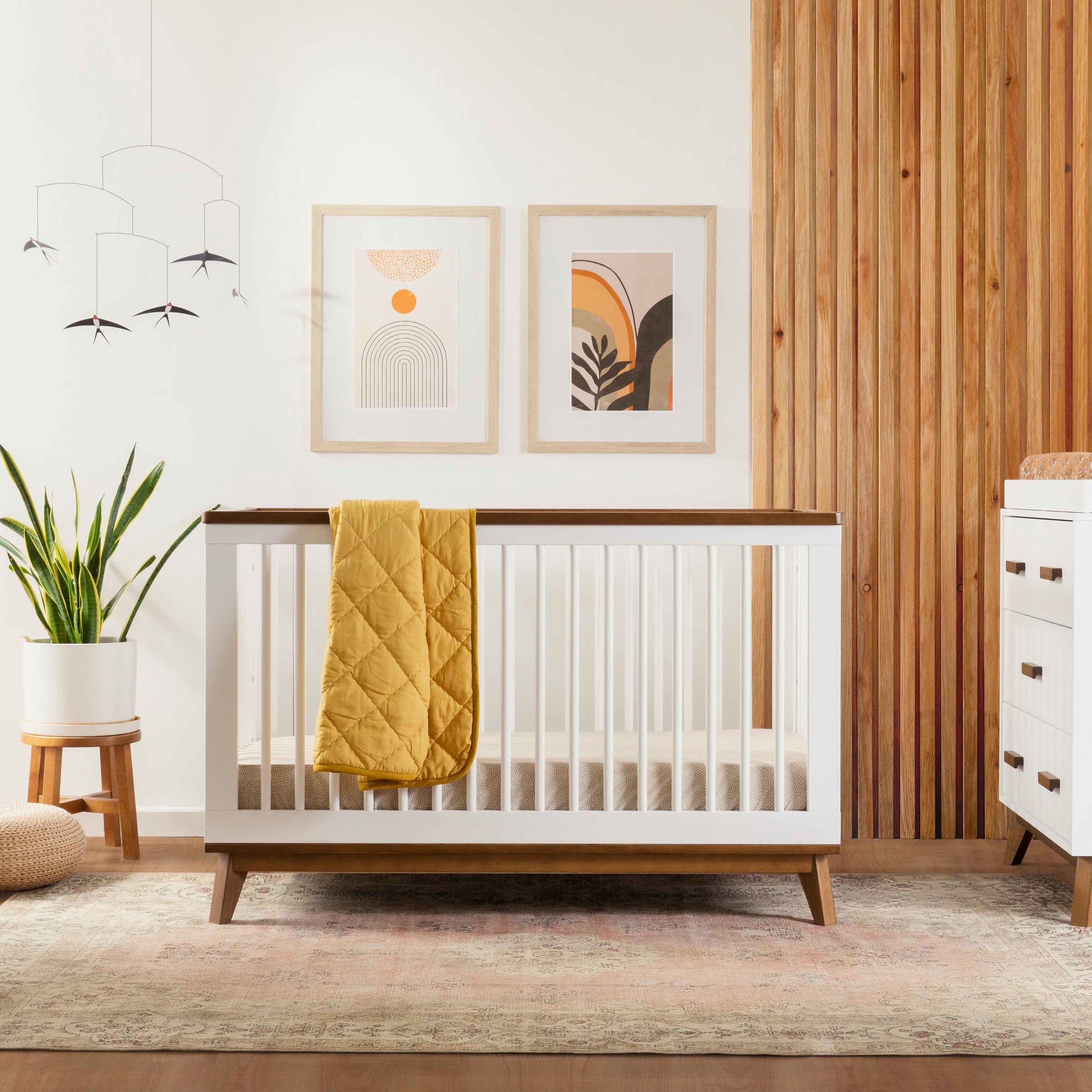 M5801WNL,Scoot 3-in-1 Convertible Crib w/ToddlerBed Conversion Kit in White/NaturalWalnut