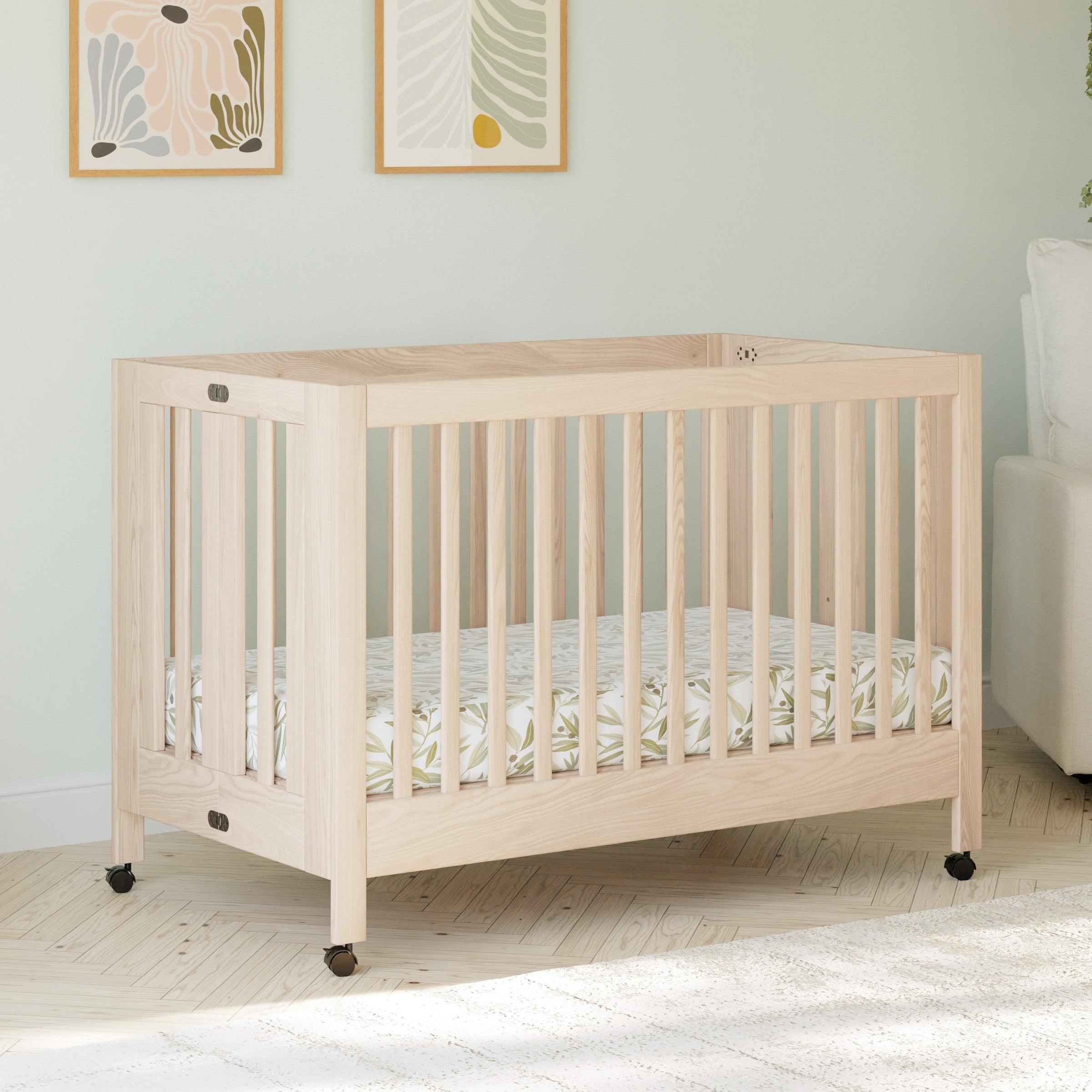 M6601NX,Maki Full-Size Folding Crib w/Toddler Bed Conversion Kit in Washed Natural