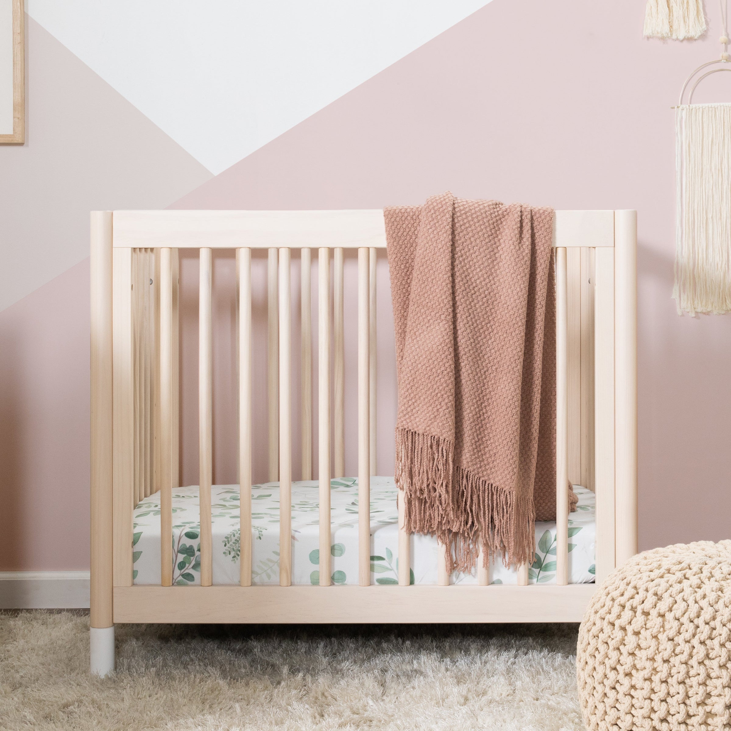 M12998NXW,Gelato 4-in-1 Convertible Mini Crib and Twin bed in Washed Natural Finish w/White Feet