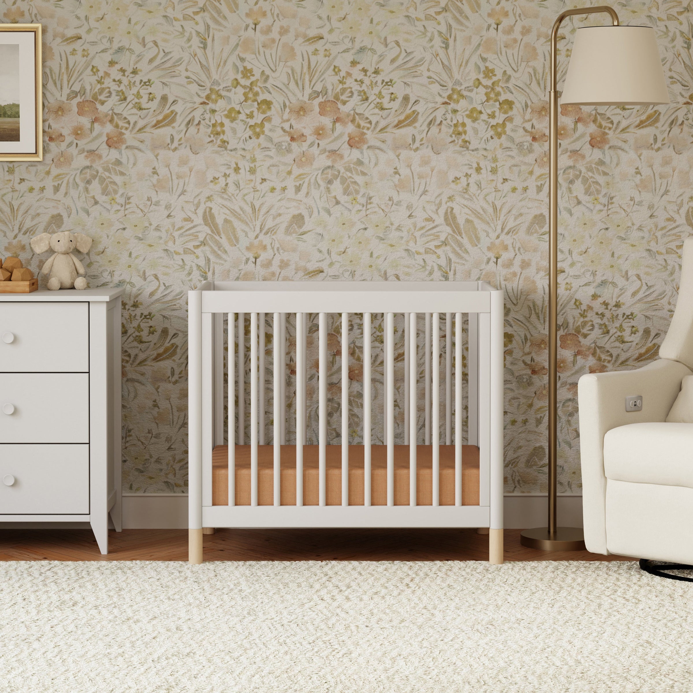 M12998WNX,Gelato 4-in-1 Convertible Mini Crib and Twin bed in White Finish w/Washed Natural Feet