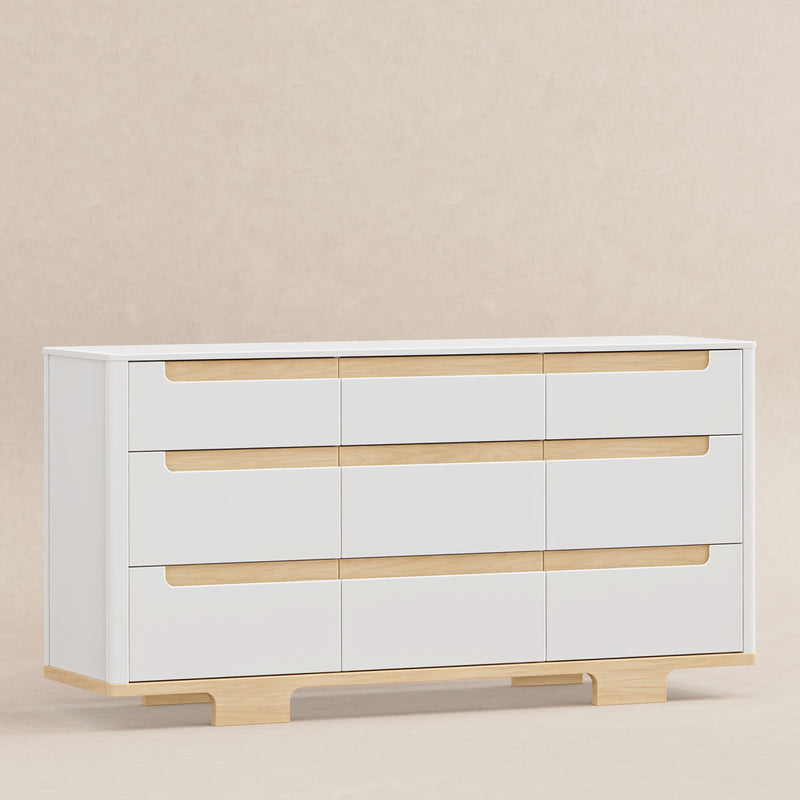 M23428WN,Yuzu 9-Drawer Dresser  Assembled in White/Natural