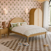 M25996HY,Bondi Full Bed in Honey