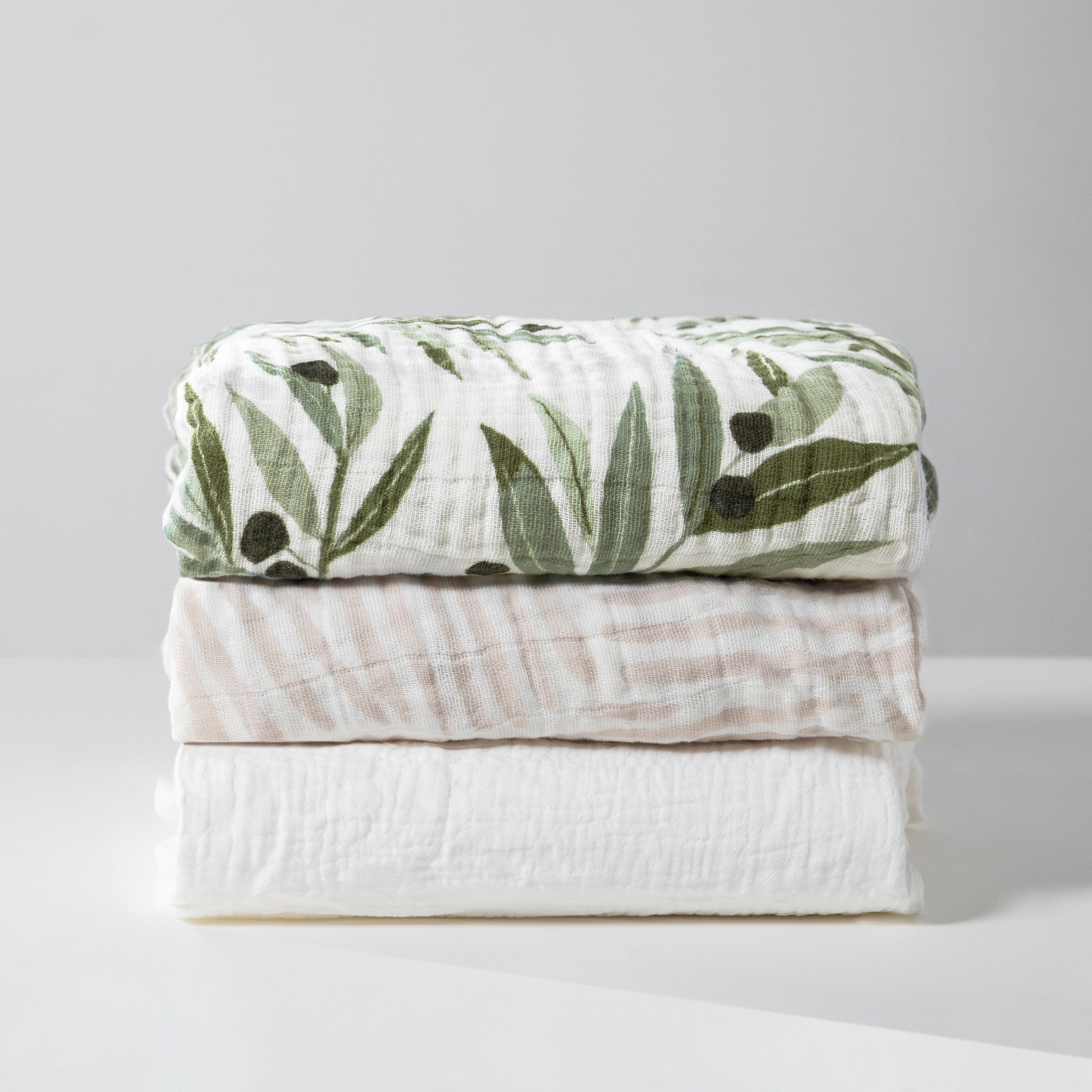 T28235,Olive Branches Muslin Crib Sheet in GOTS Certified Organic Cotton