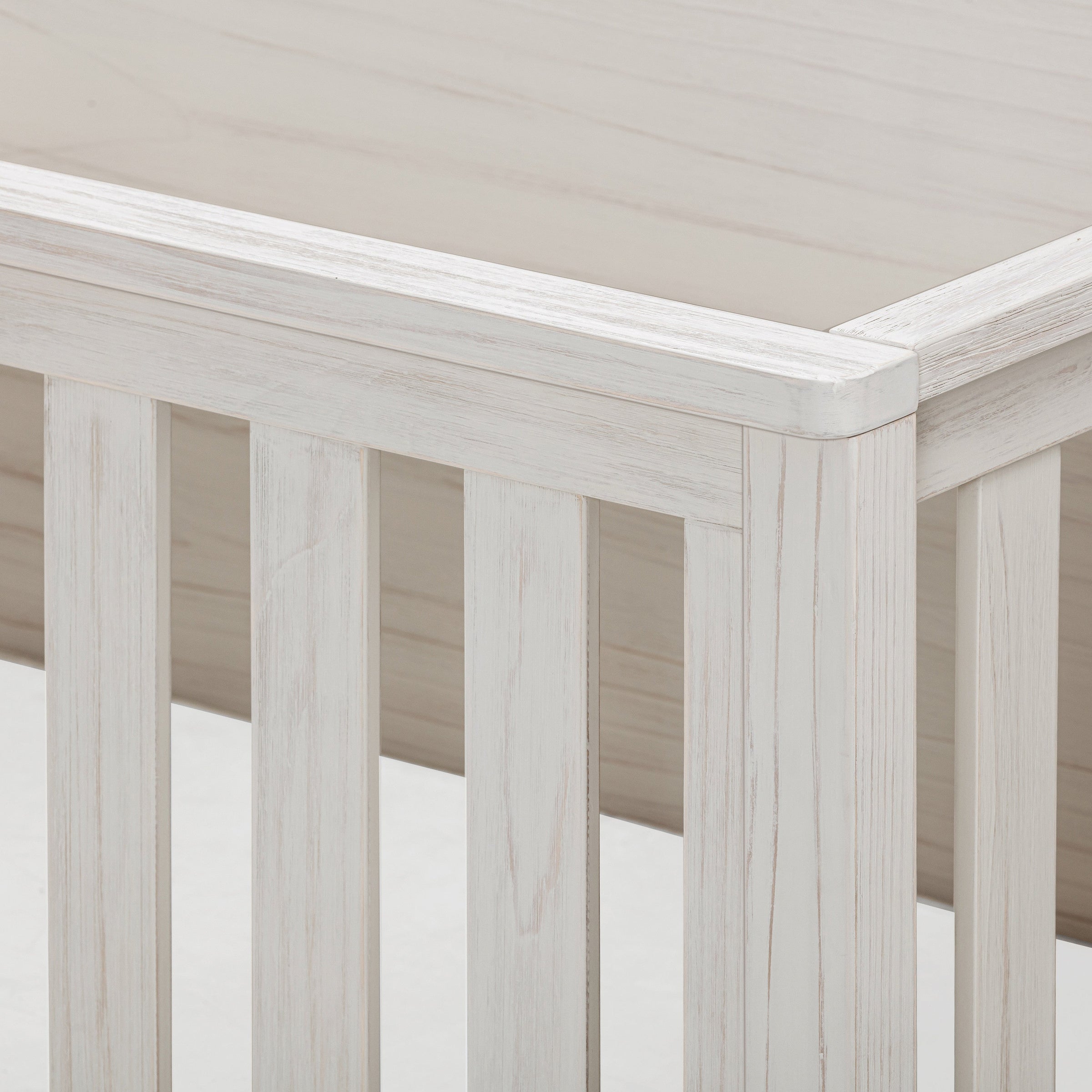 B26401WDF,Hemsted 4-in-1 Convertible Crib in White Driftwood