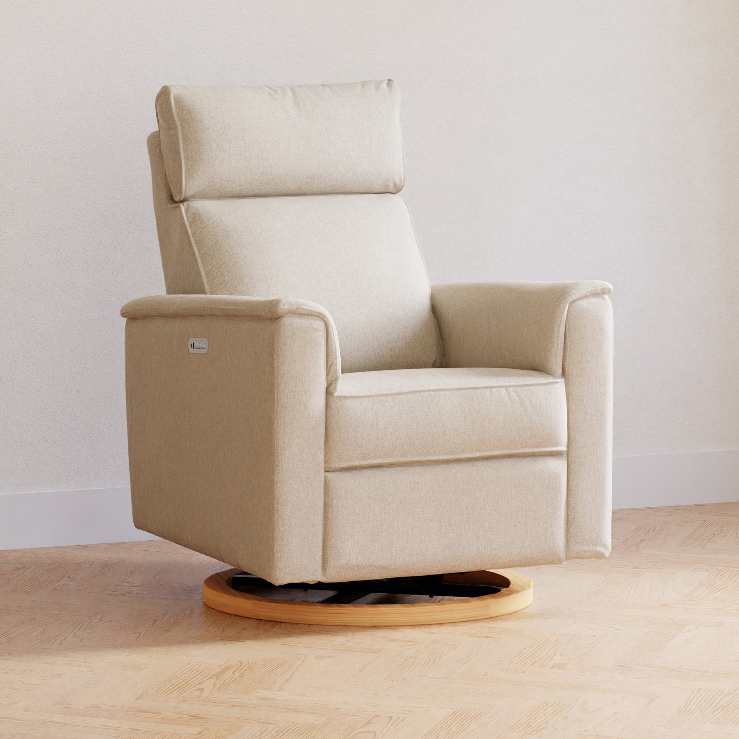 Willa Plus Power Recliner w/ Tilt Headrest