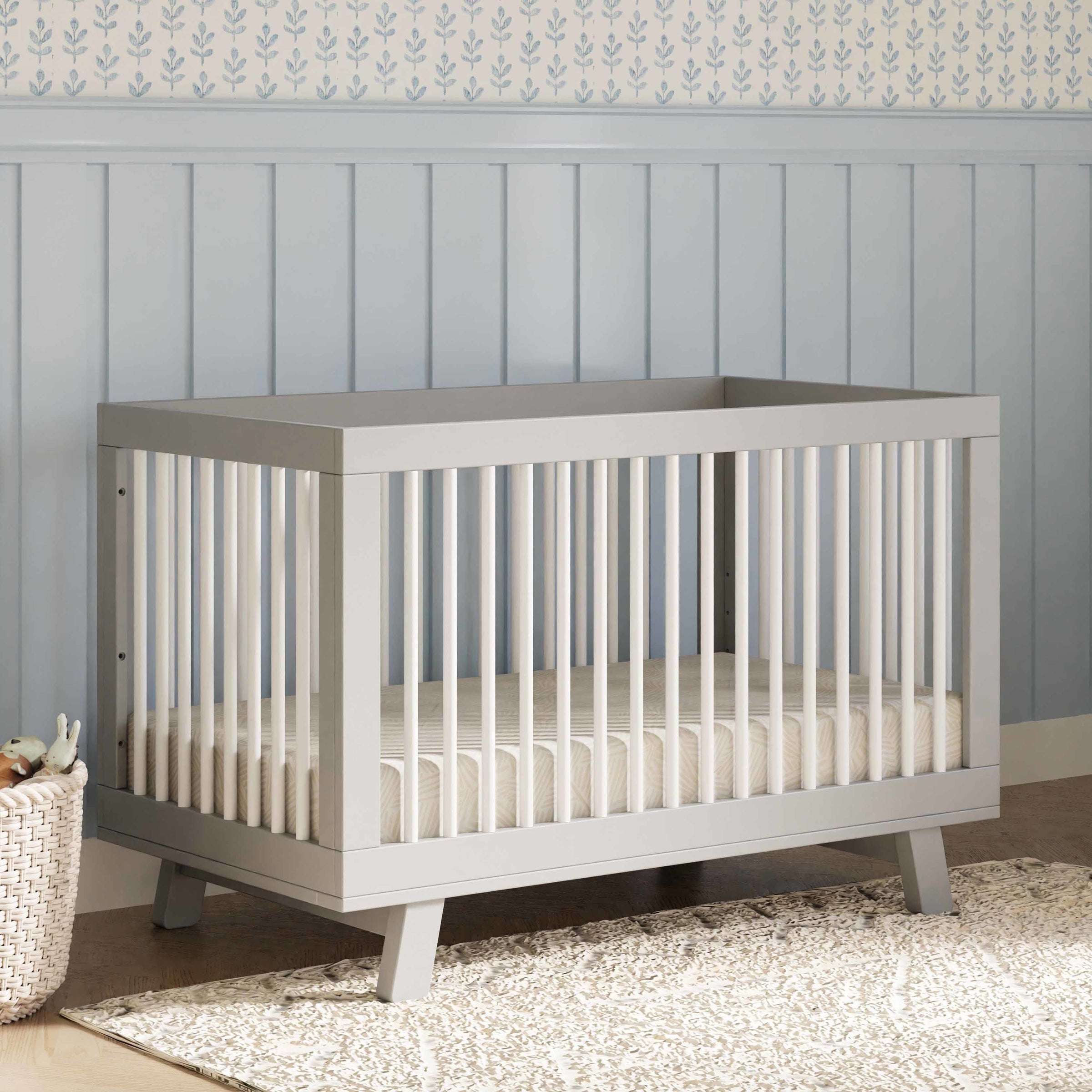 M4201GW,Hudson 3-in-1 Convertible Crib w/Toddler Bed Conversion Kit in Grey/White