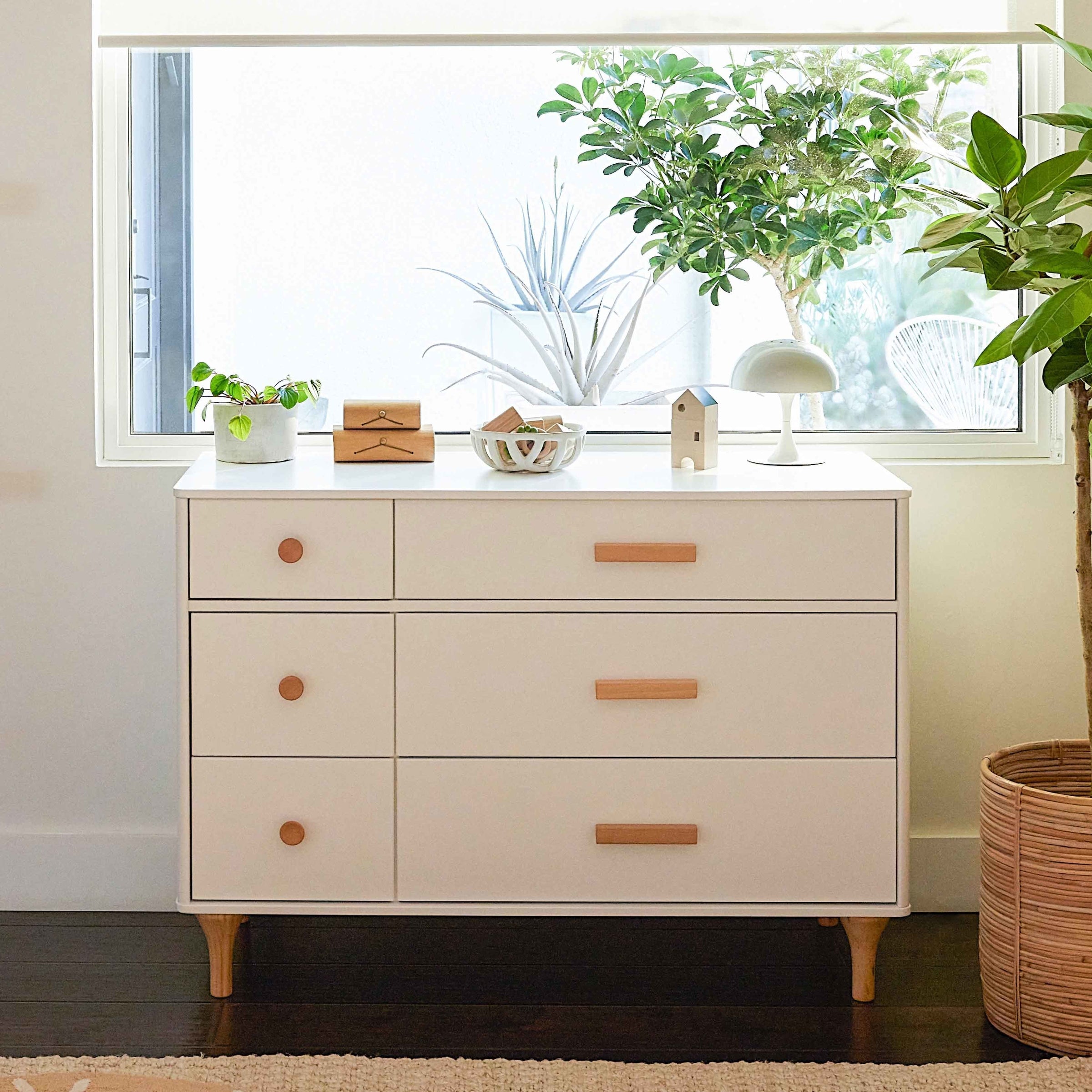 M9016WN,Lolly 6-Drawer Double Dresser  Assembled in White/Natural