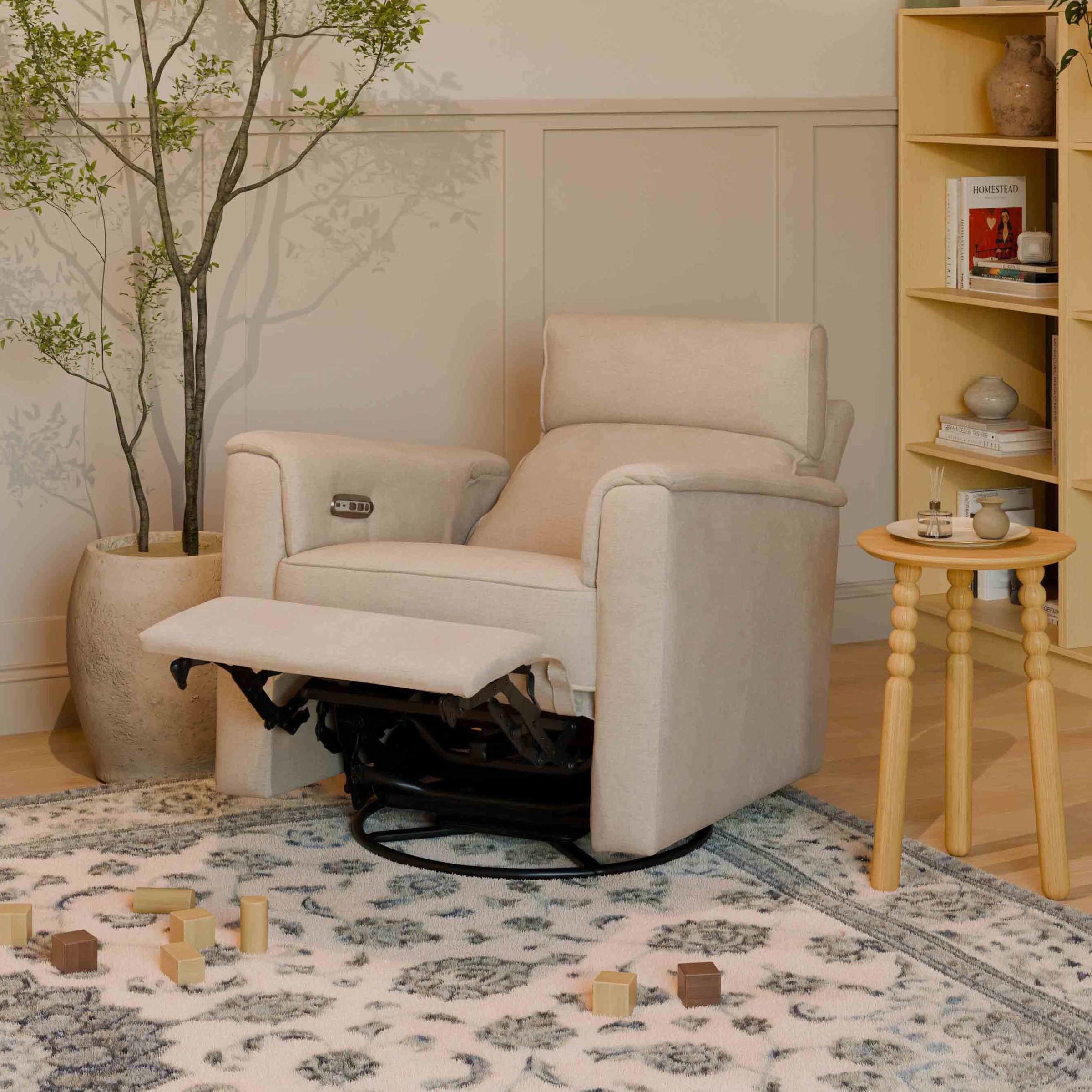 M17186PBEW,Willa Plus Power Glider Recliner w/ Power Headrest in Performance Beach Eco-Weave