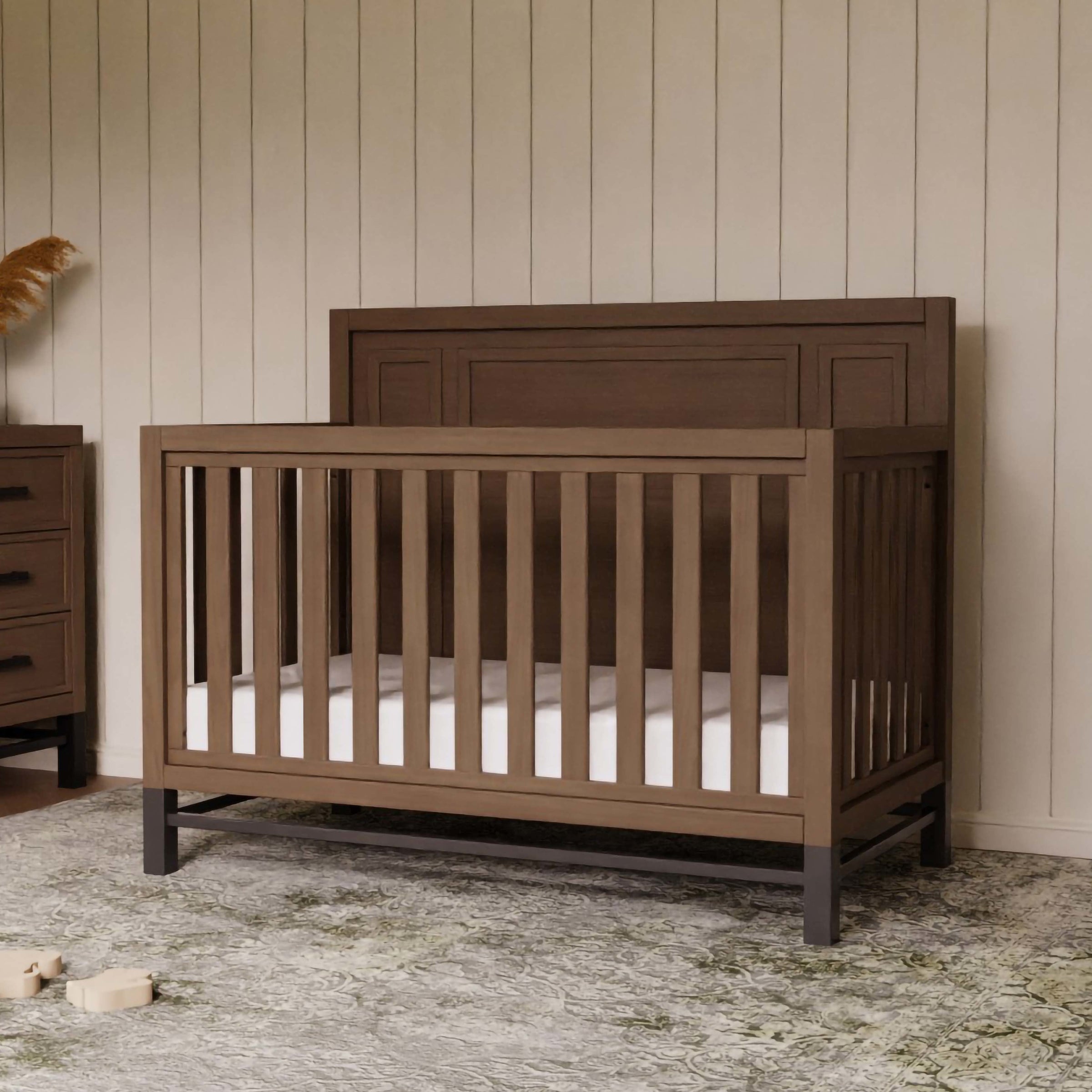B25801DF,Newbern 4-in-1 Convertible Crib in Driftwood
