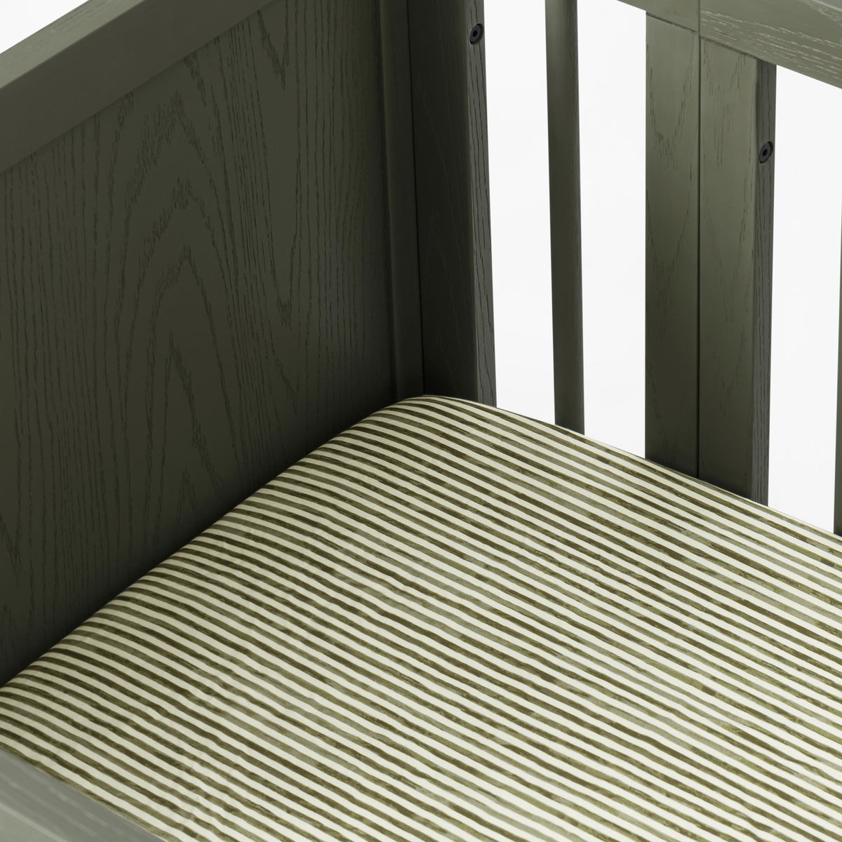 T34335JS,Nate Berkus x Babyletto Crib Sheet in Juniper Stripe