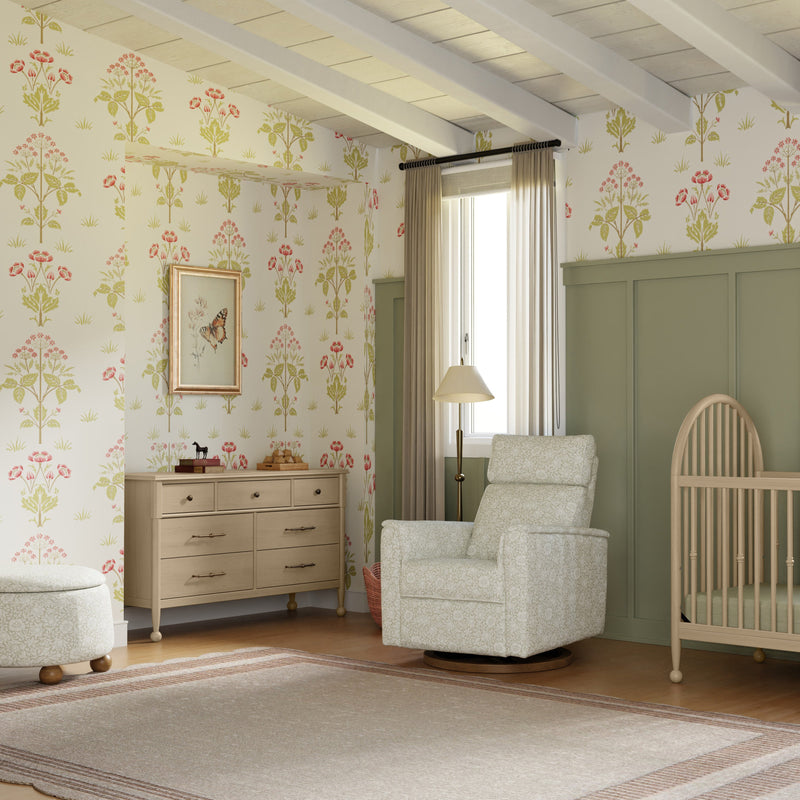 M31416WP,Alouette 7-Drawer Assembled Dresser in Washed Pine