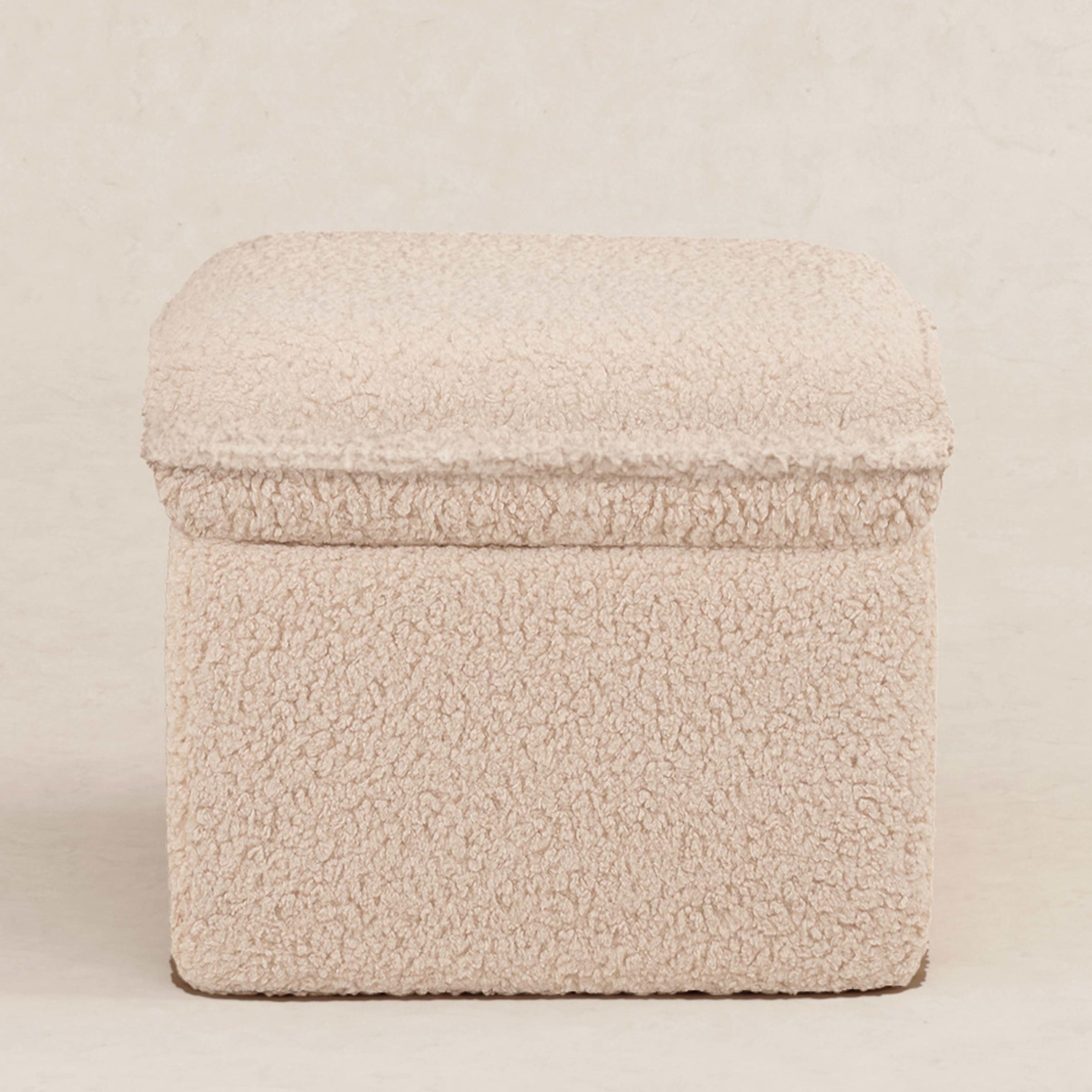 M20985CSG,Cali Storage Ottoman in Chai Shearling