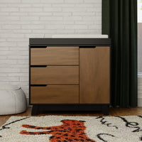 M4223BNL,Hudson 3-Drawer Changer Dresser w/Removable Changing Tray in Black/Natural Walnut