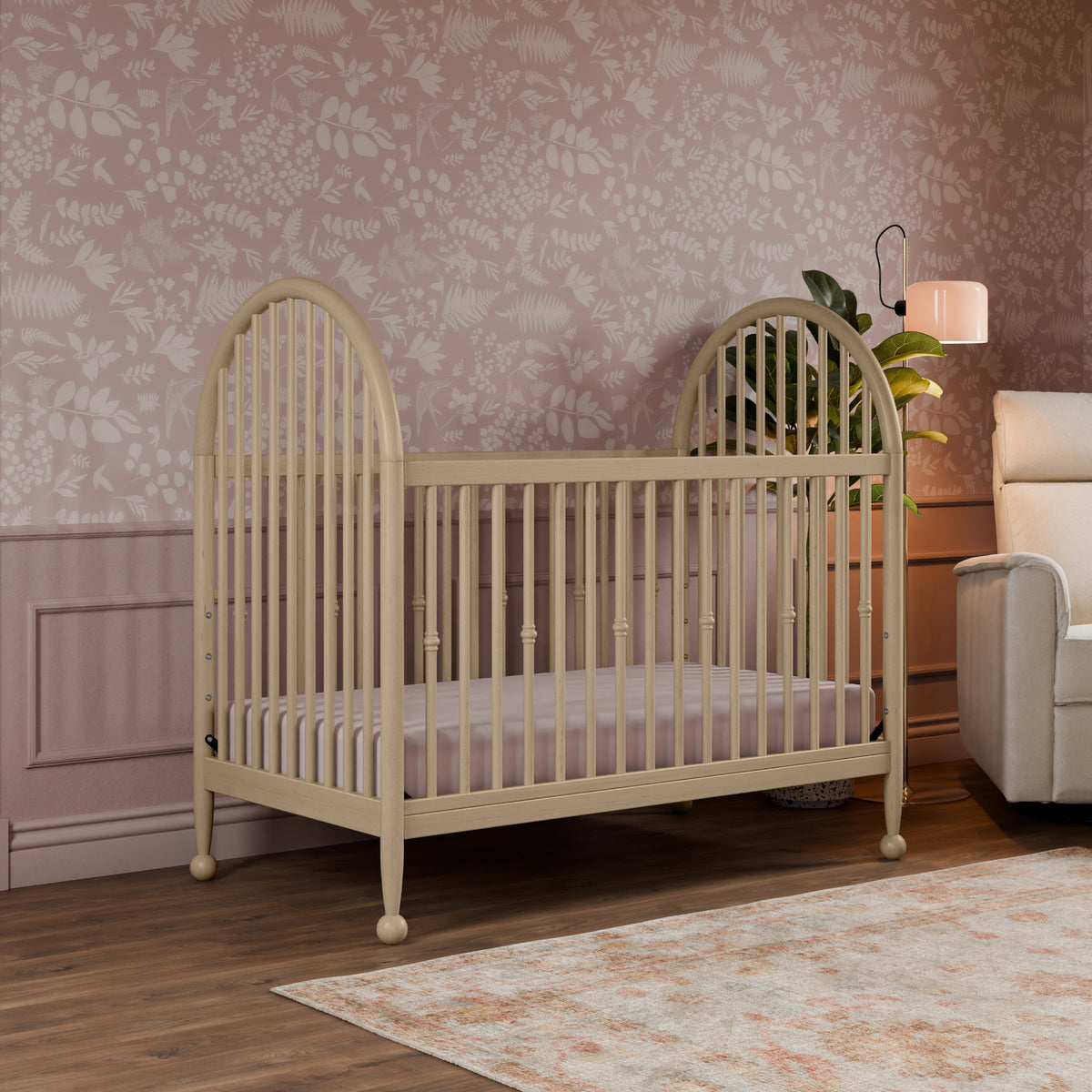 M31401WP,Alouette 3-in-1 Convertible Spindle Crib in Washed Pine