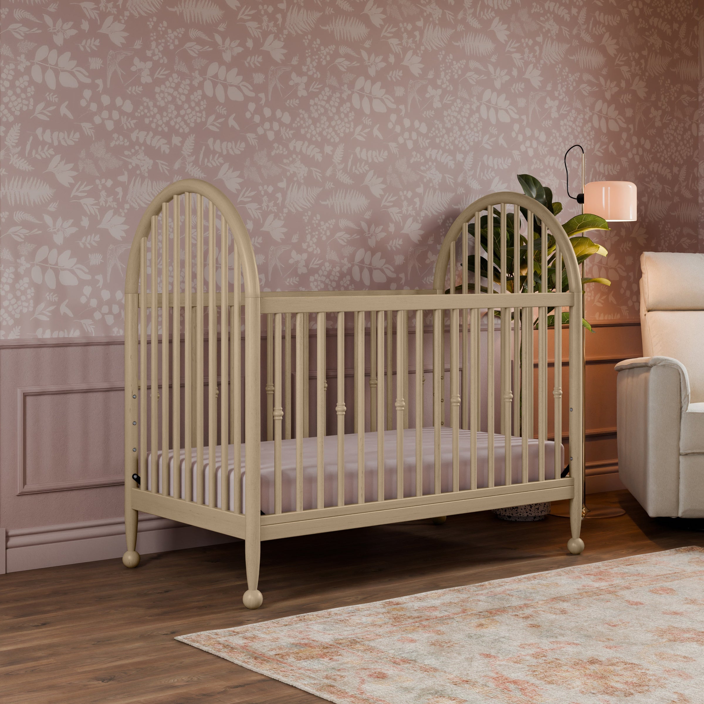 M31401WP,Alouette 3-in-1 Convertible Spindle Crib in Washed Pine