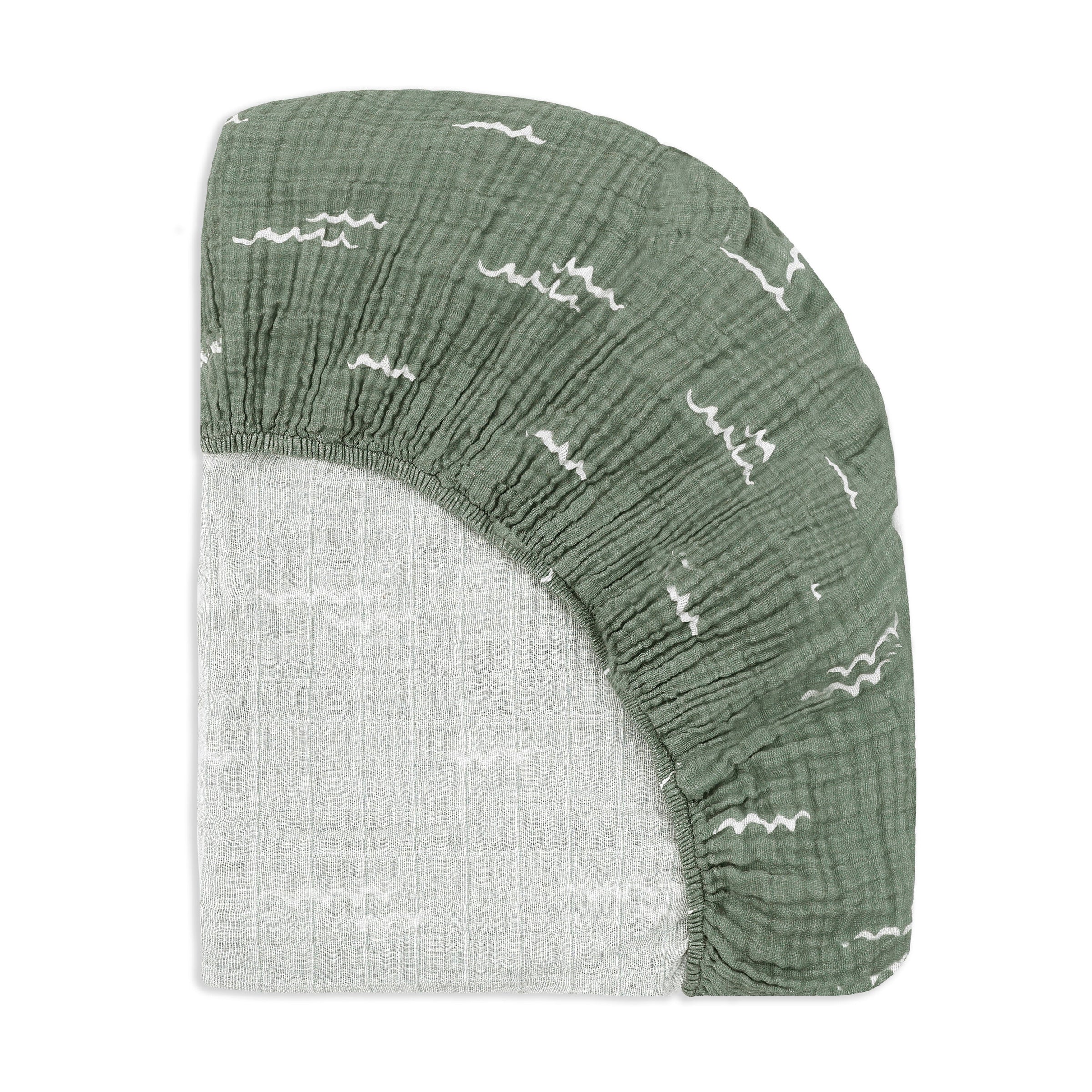 T27135,Ocean Waves Muslin Crib Sheet in GOTS Certified Organic Cotton